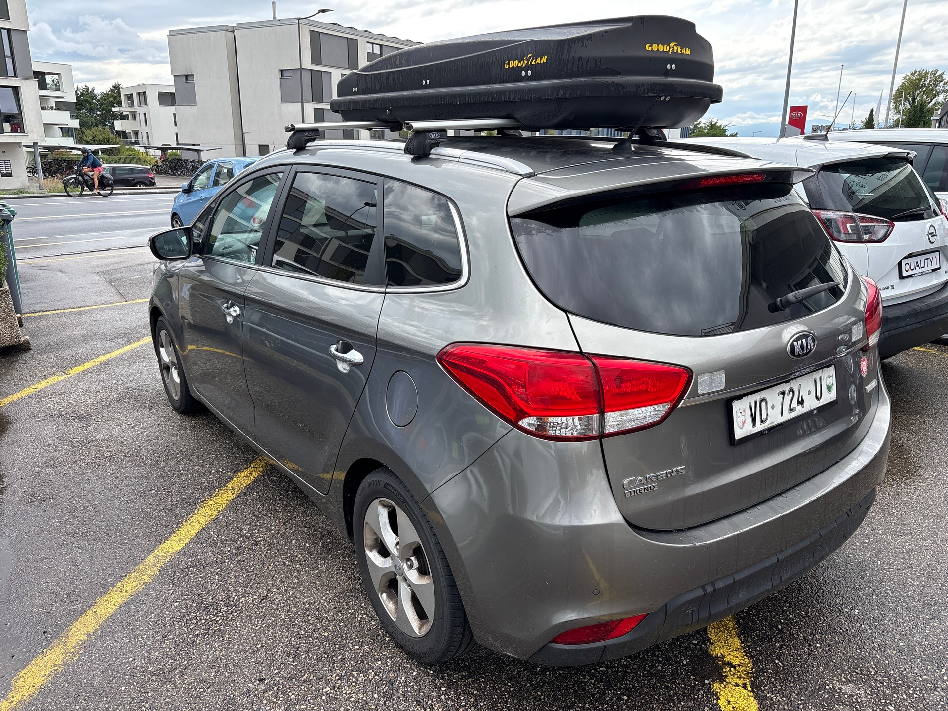 KIA Carens 1.6 GDI Trend-image-3