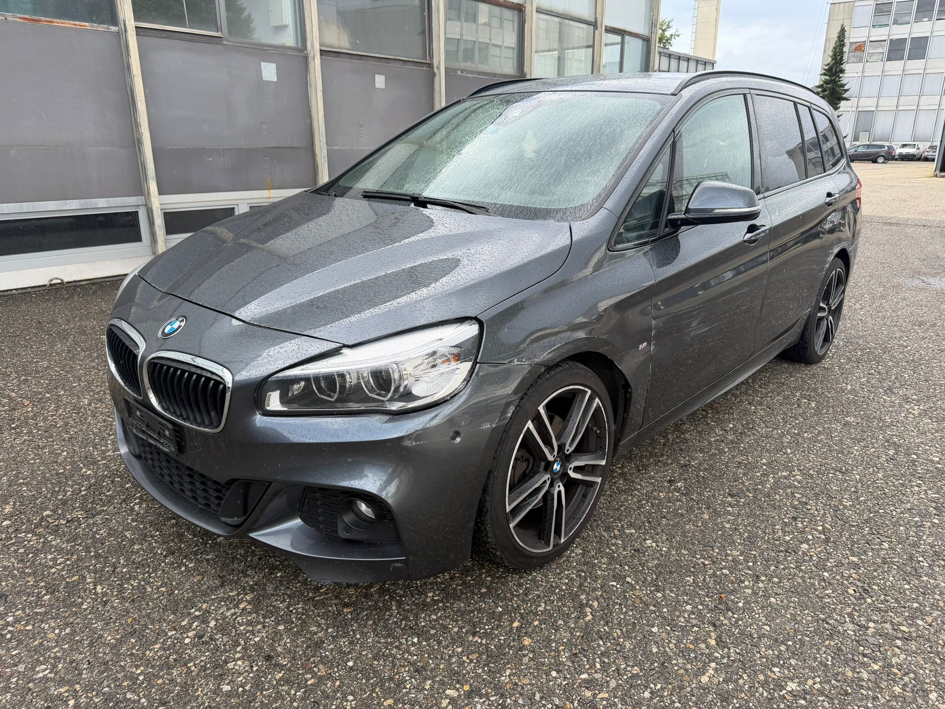BMW 218d xDrive Gran Tourer M Sport Steptronic-image-1