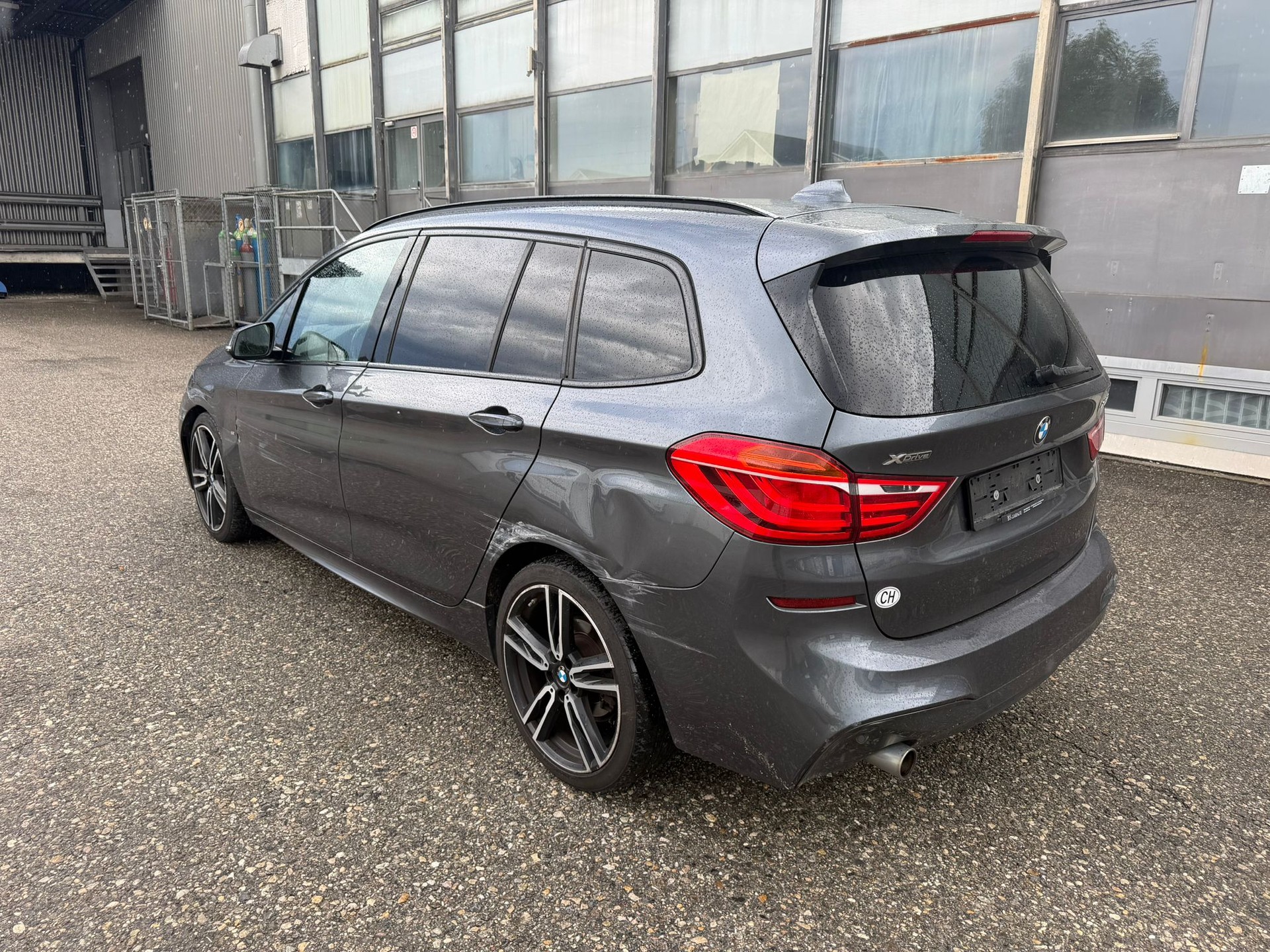 BMW 218d xDrive Gran Tourer M Sport Steptronic-image-5