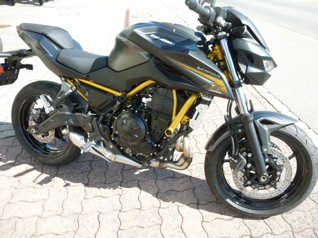 KAWASAKI Z650 S