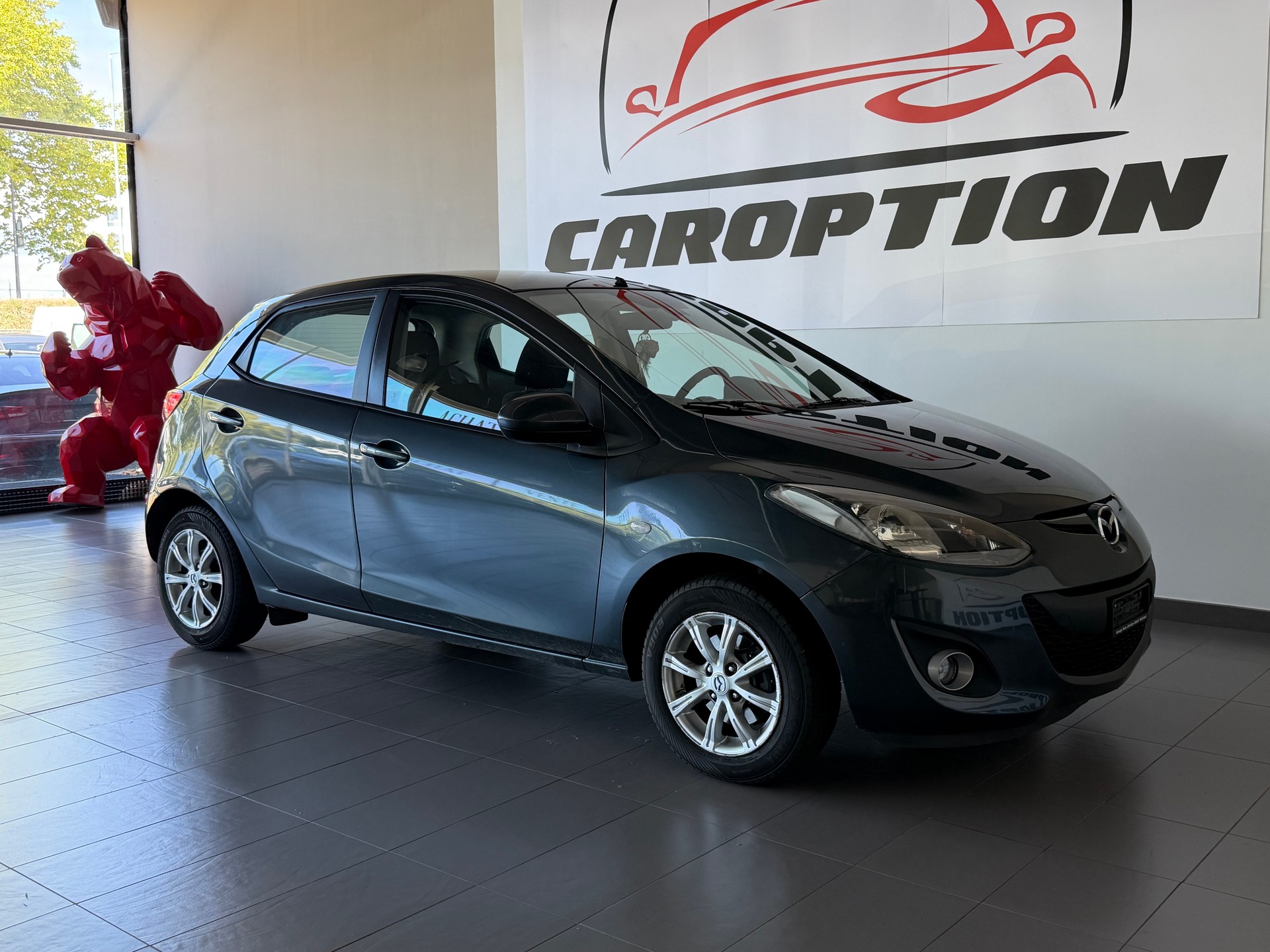 MAZDA 2 1.5i 16V Exclusive Automatic-showroom-element-1