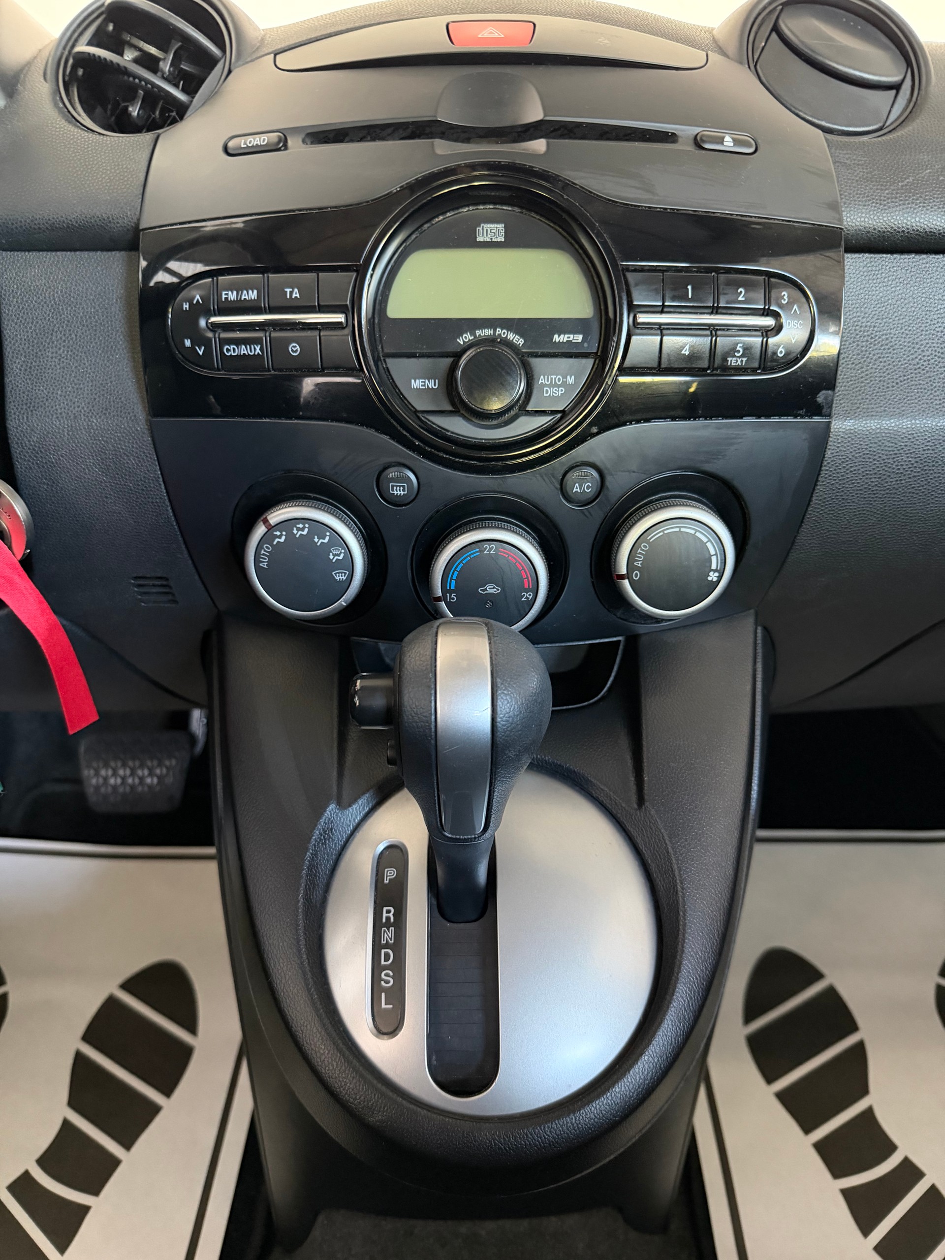 MAZDA 2 1.5i 16V Exclusive Automatic-image-10