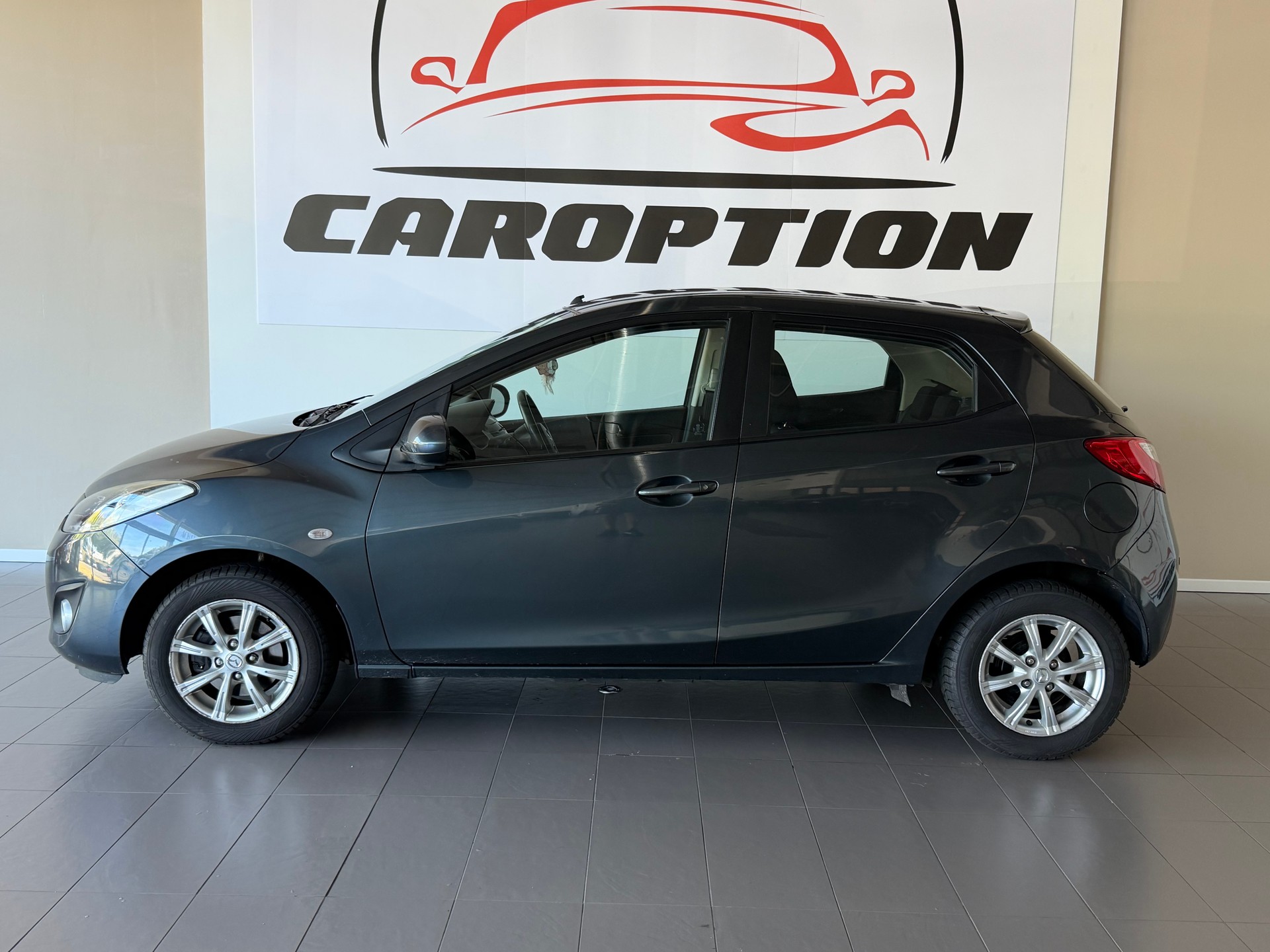 MAZDA 2 1.5i 16V Exclusive Automatic-image-5