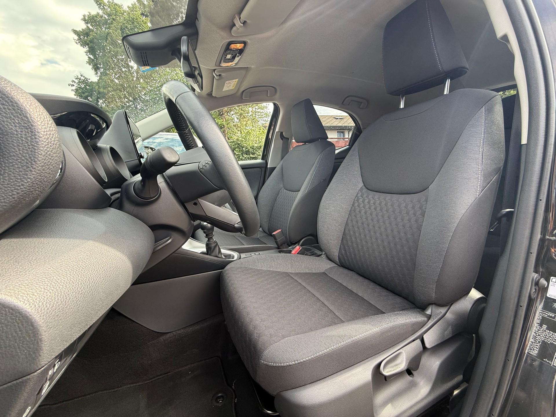 TOYOTA Yaris 1.5 Trend-image-8