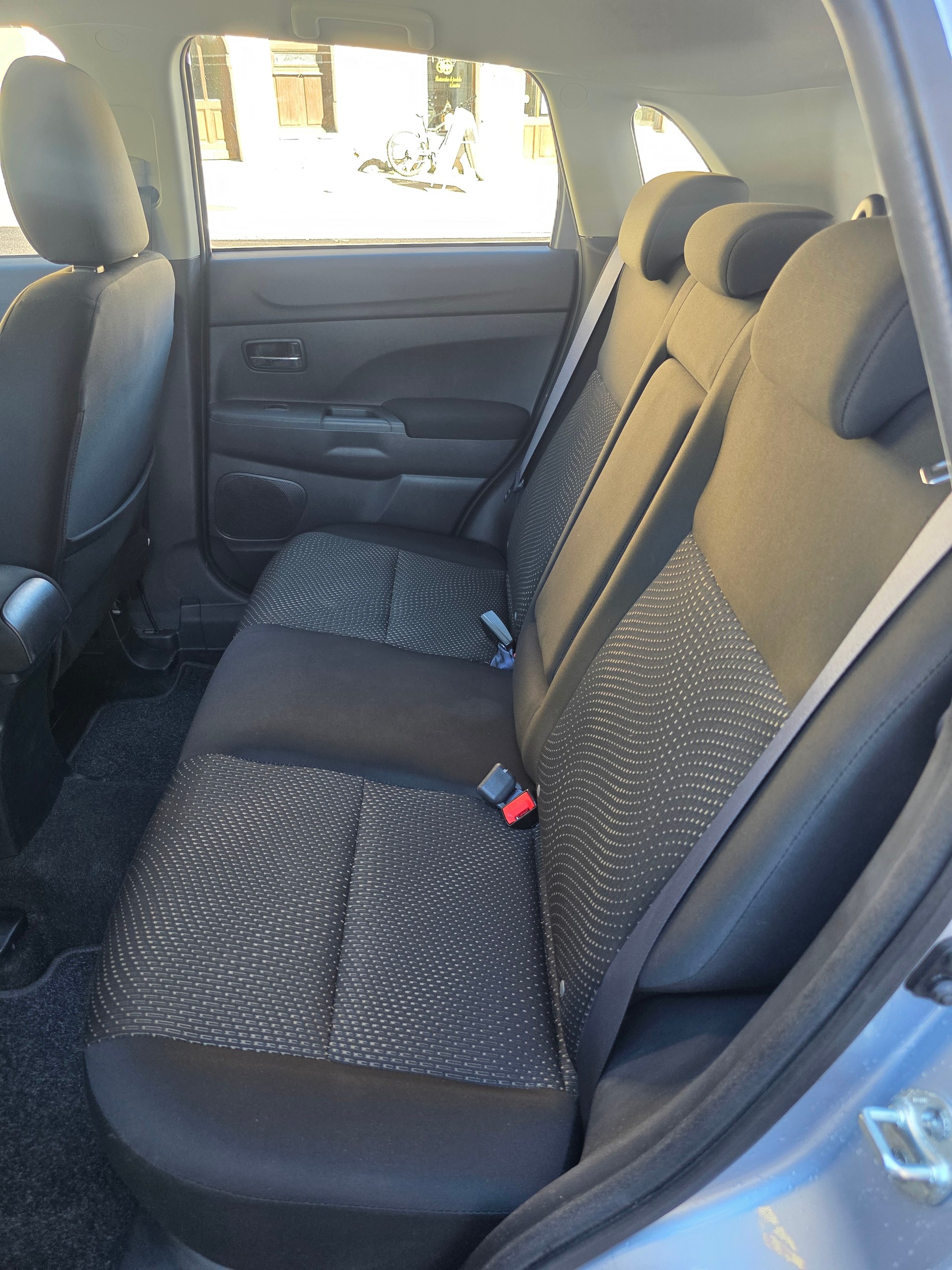 MITSUBISHI ASX 1.6 Invite 2WD-image-9
