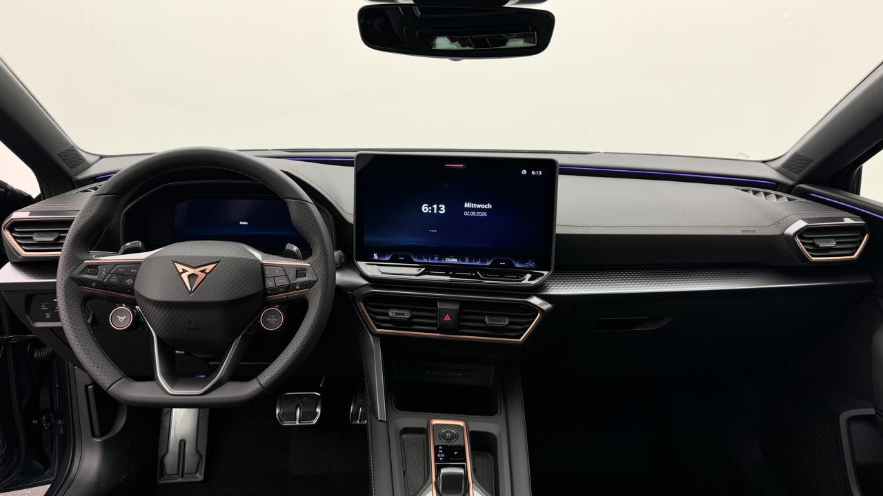 CUPRA LEON 1.5 e-HYBRID pHEV VZ Black Edition-image-5