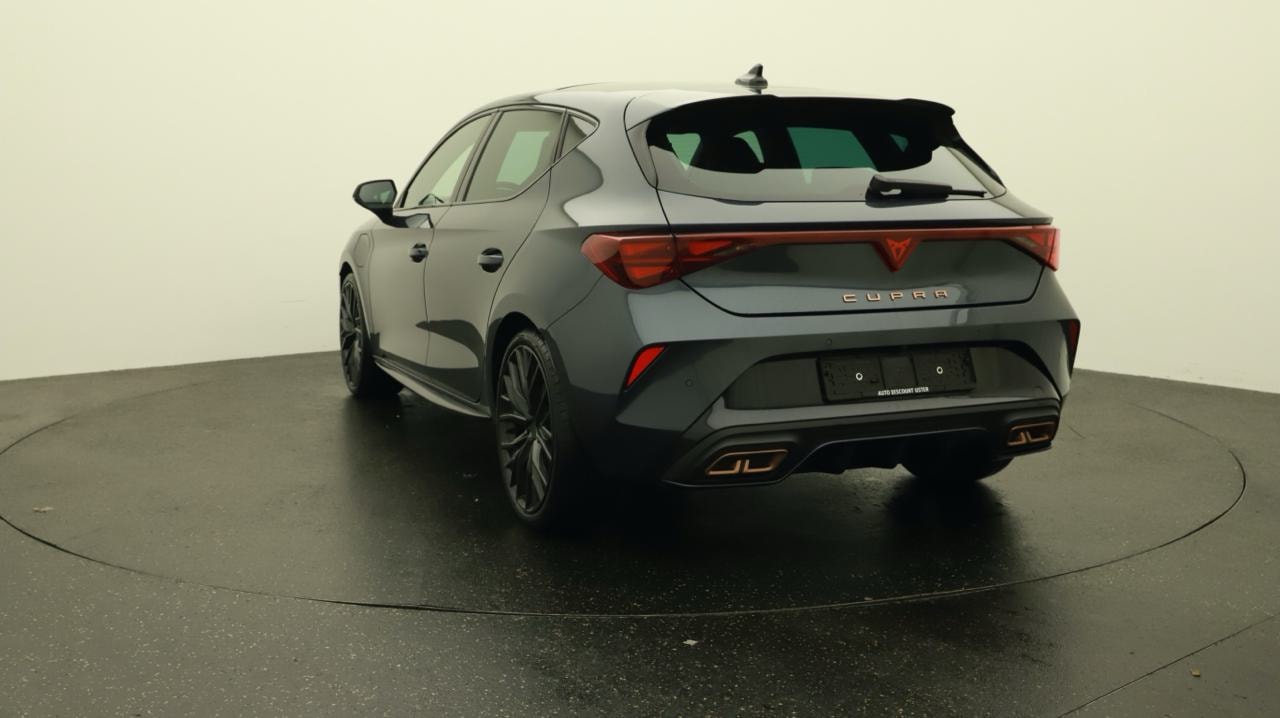 CUPRA LEON 1.5 e-HYBRID pHEV VZ Black Edition-image-3