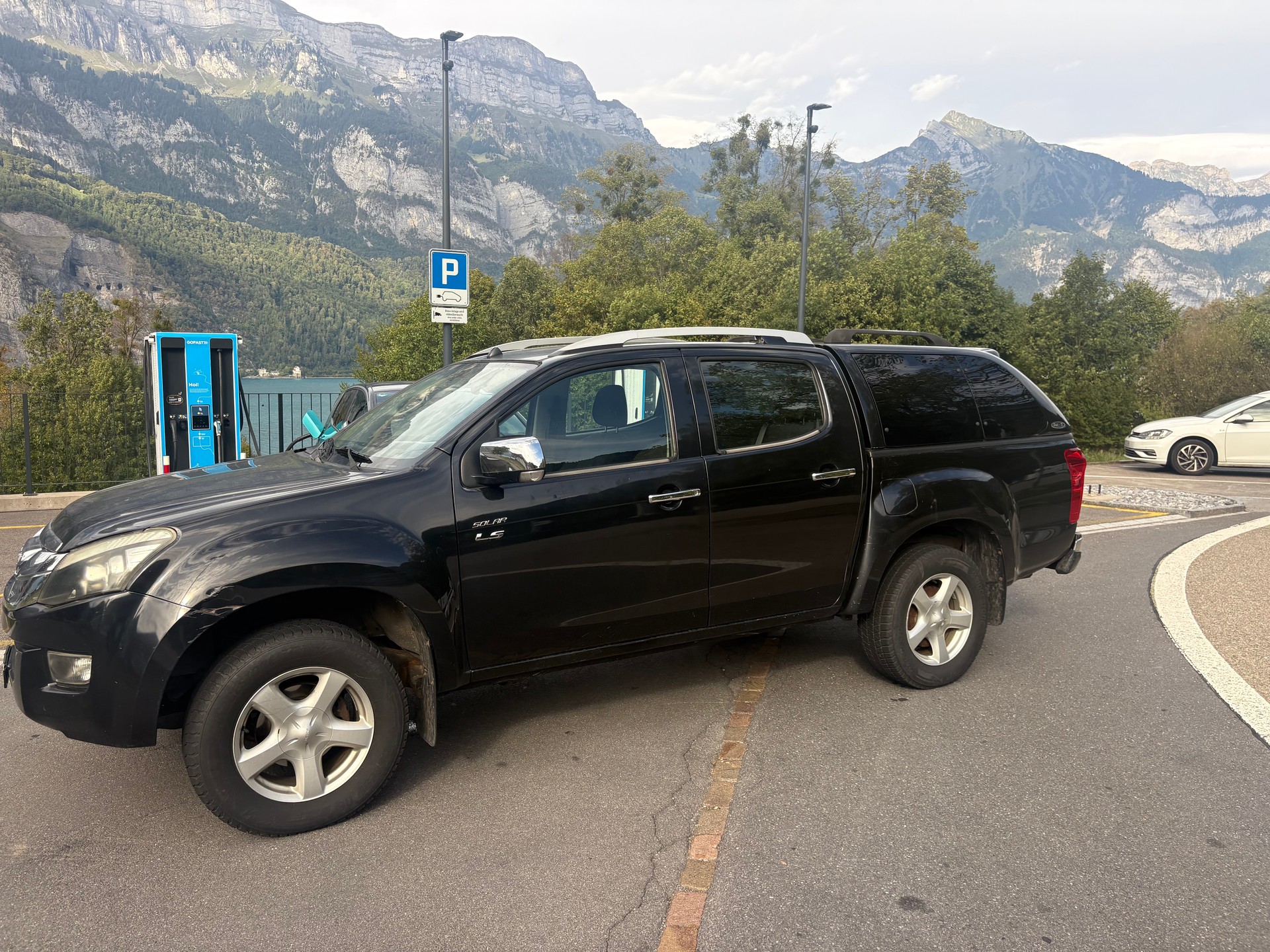 ISUZU D-MAX 2.5 Crew Cab Solar 4x4-image-3