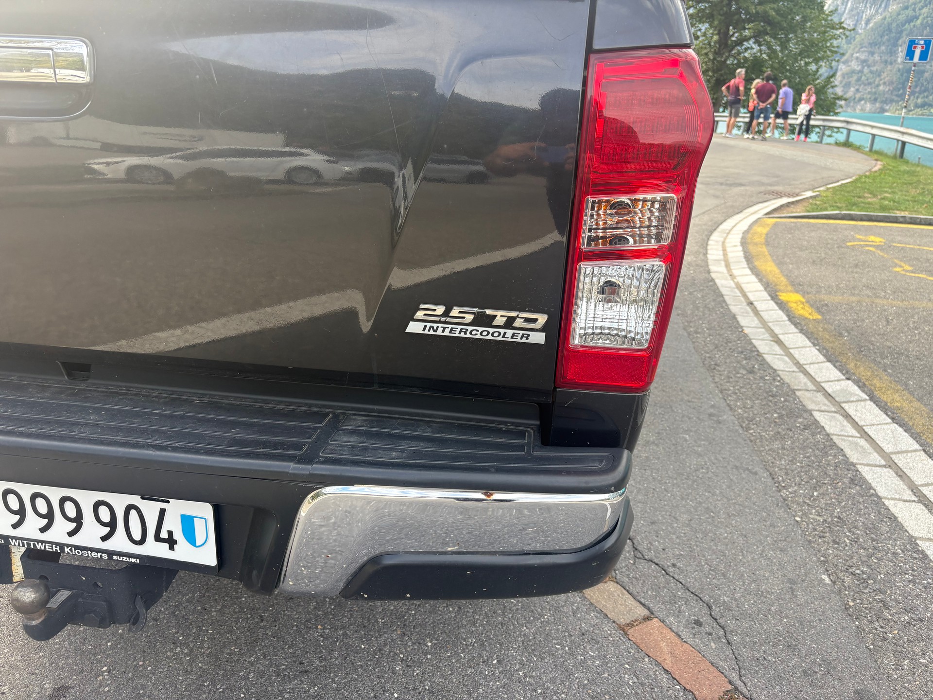 ISUZU D-MAX 2.5 Crew Cab Solar 4x4-image-6