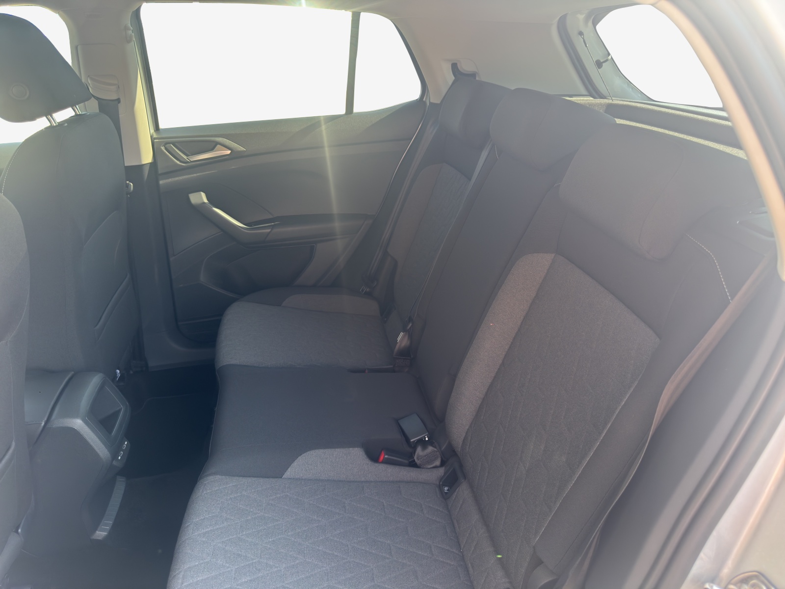 VW T-Cross 1.0 TSI EVO Life DSG-image-11