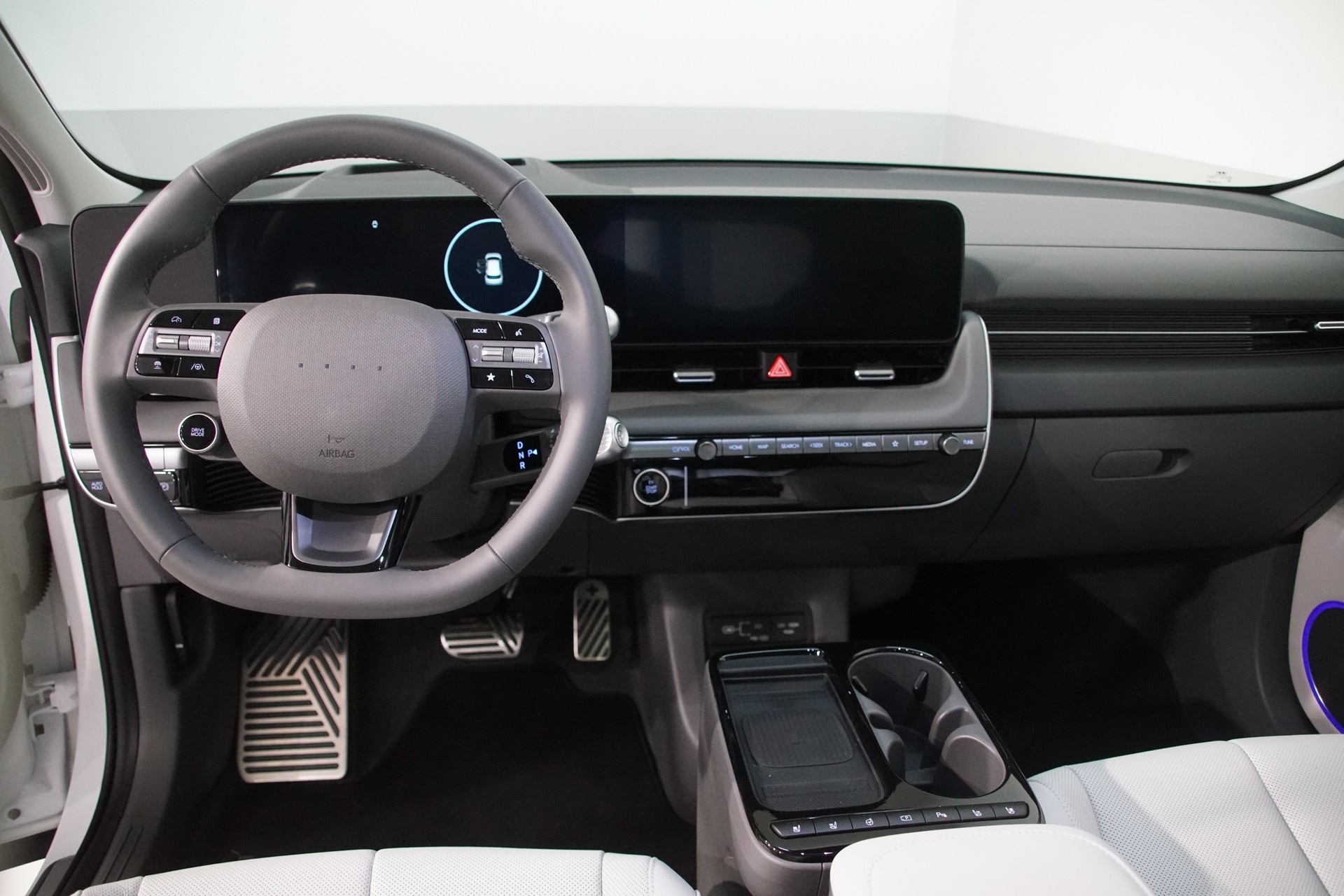 HYUNDAI Ioniq 5 Vertex 84kWh 4WD +swiss+ New-MODELL-image-16