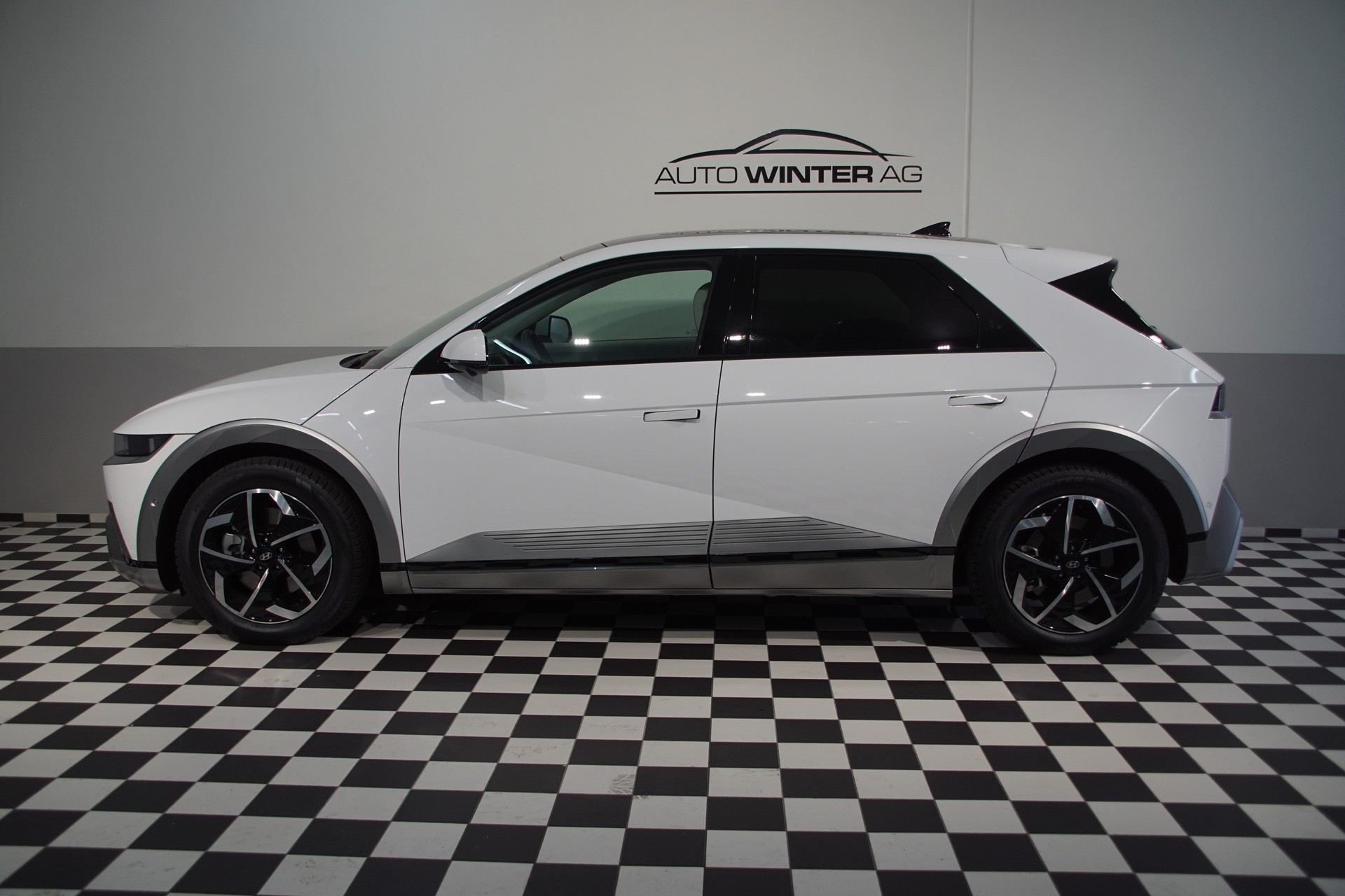 HYUNDAI Ioniq 5 Vertex 84kWh 4WD +swiss+ New-MODELL-image-11