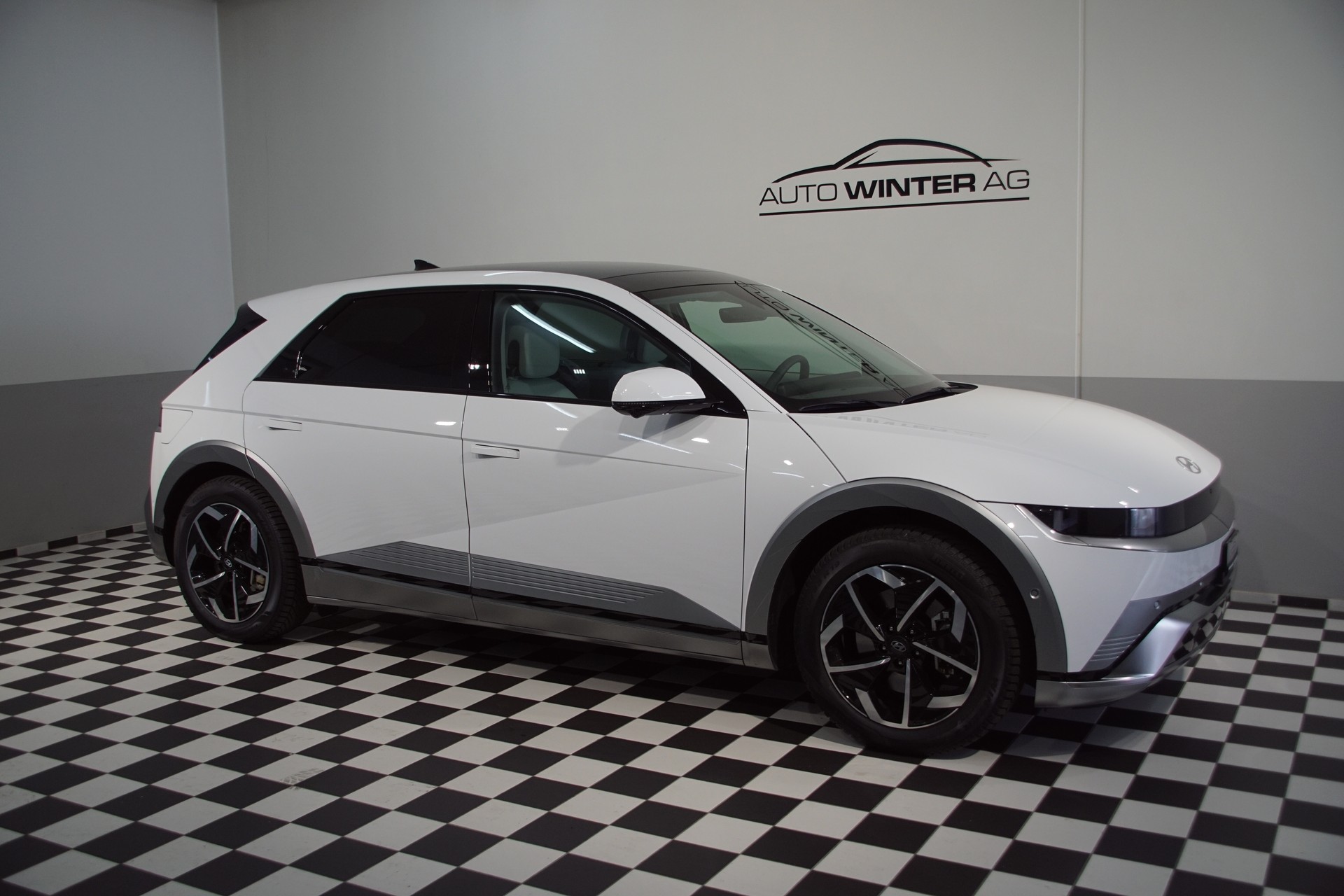 HYUNDAI Ioniq 5 Vertex 84kWh 4WD +swiss+ New-MODELL-image-5