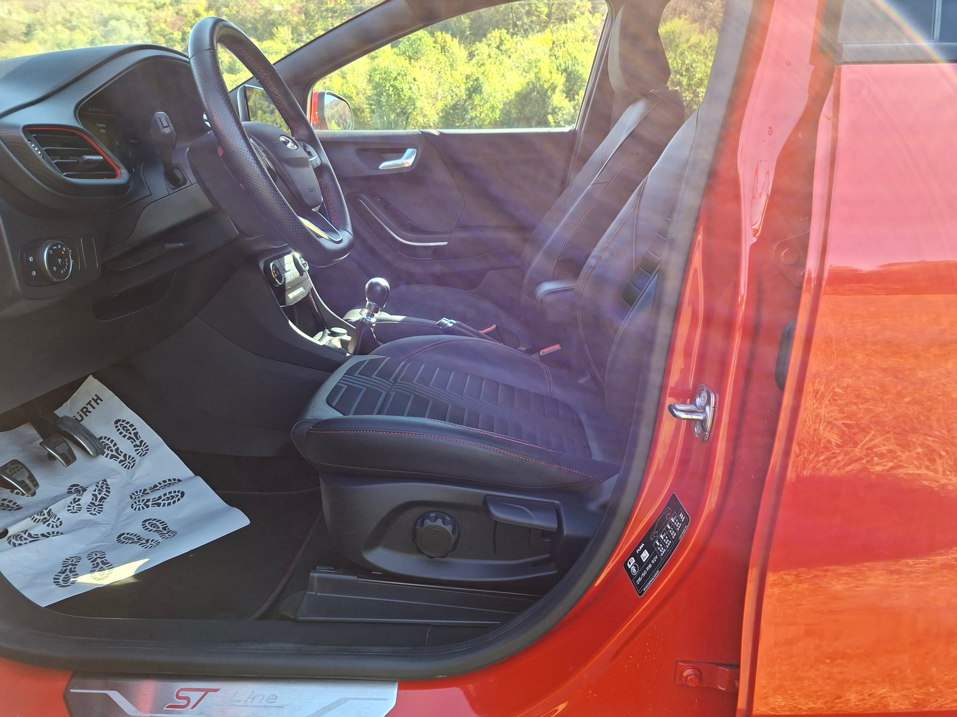 FORD Puma 1.0 MHEV ST-Line-image-10