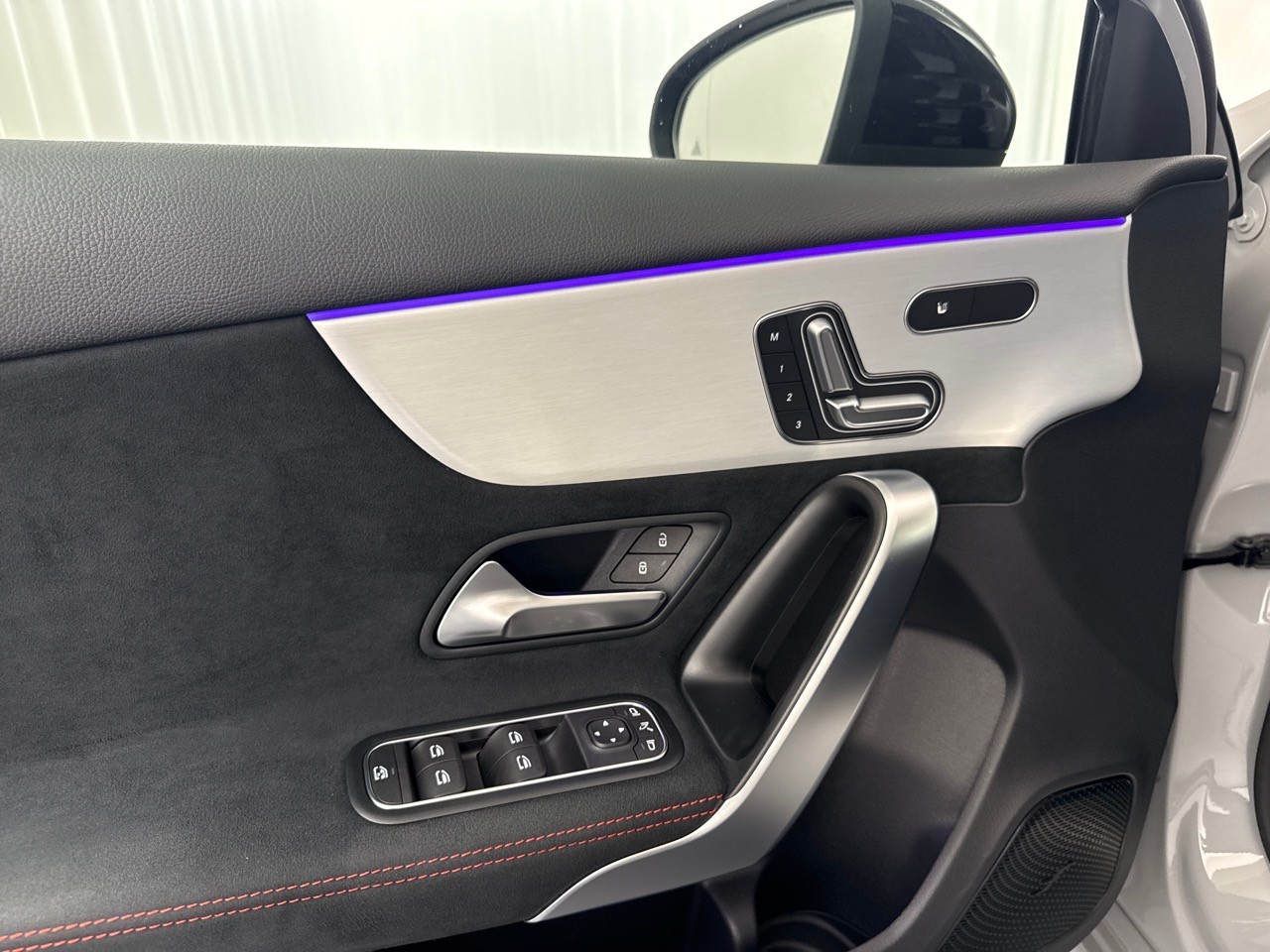 MERCEDES-BENZ A AMG 35 4Matic 8G-DCT ''CH-Auslieferung''-image-9
