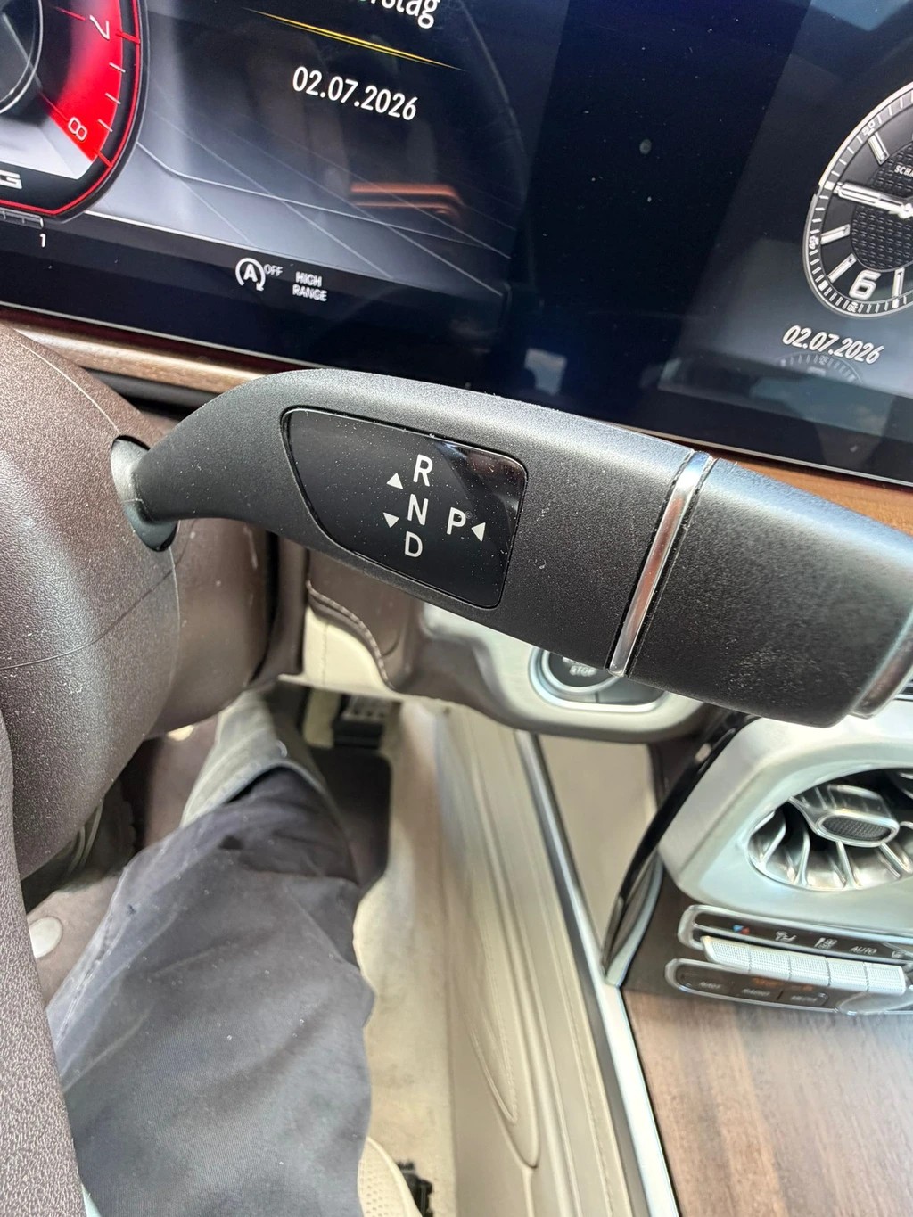 MERCEDES-BENZ G 63 AMG Speedshift Plus G-Tronic-image-12