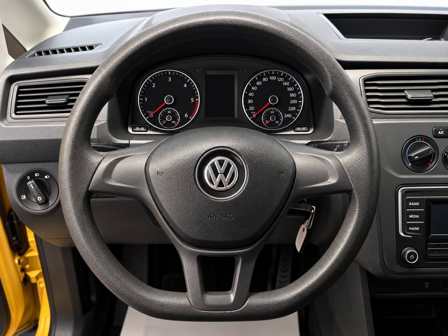 VW Caddy 2.0TDI 4Motion BMT ( 122PS )-image-12