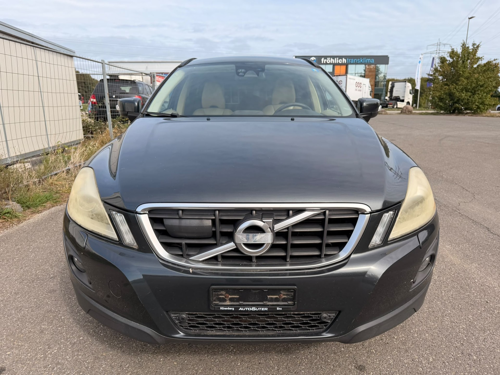VOLVO XC60 D5 AWD Kinetic Geartronic-image-0