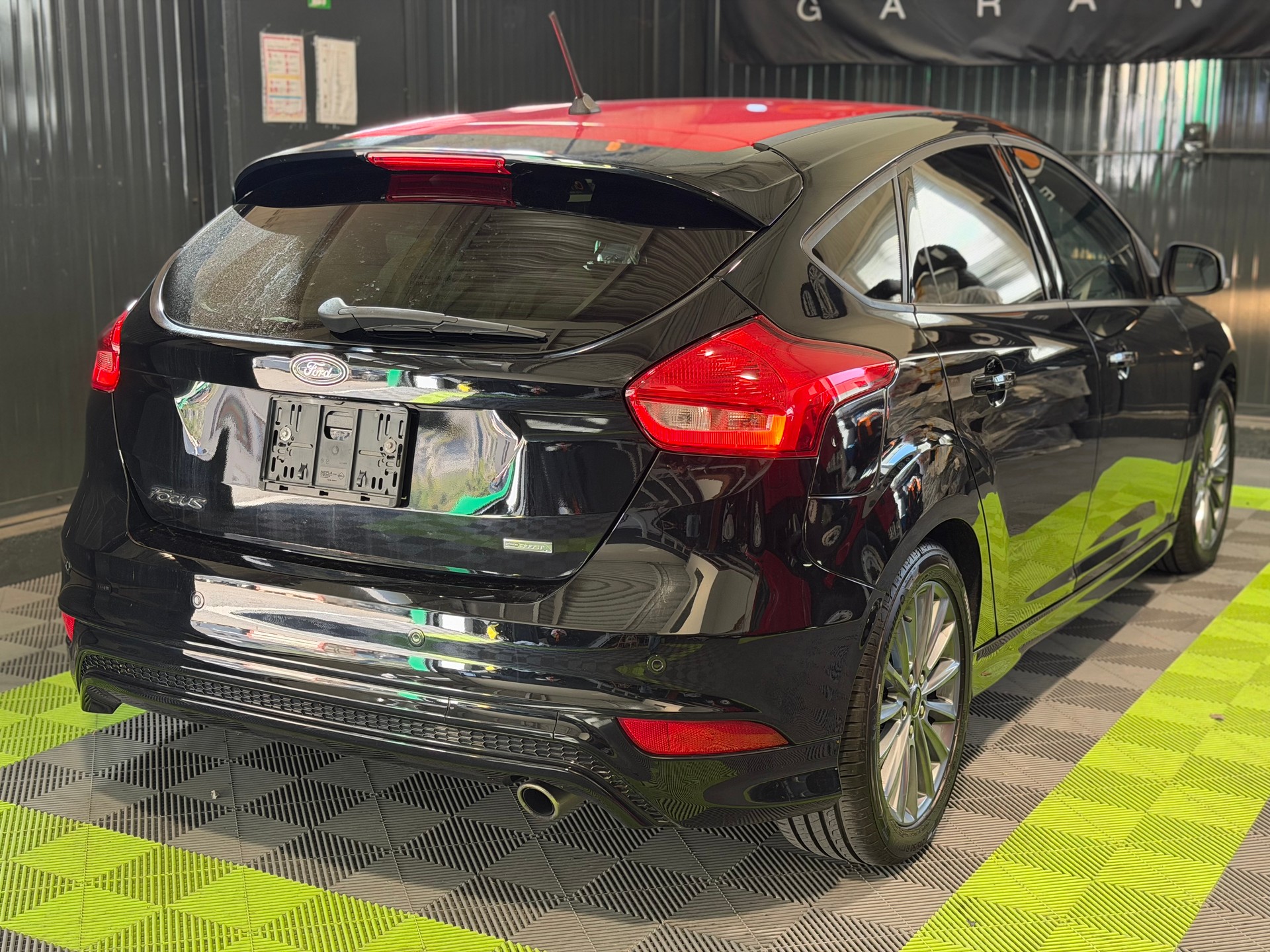 FORD Focus 1.5 SCTi ST Line-image-5