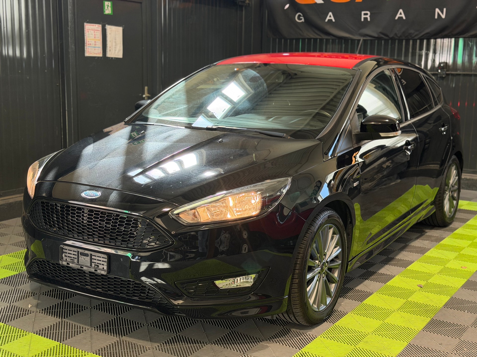 FORD Focus 1.5 SCTi ST Line-image-0
