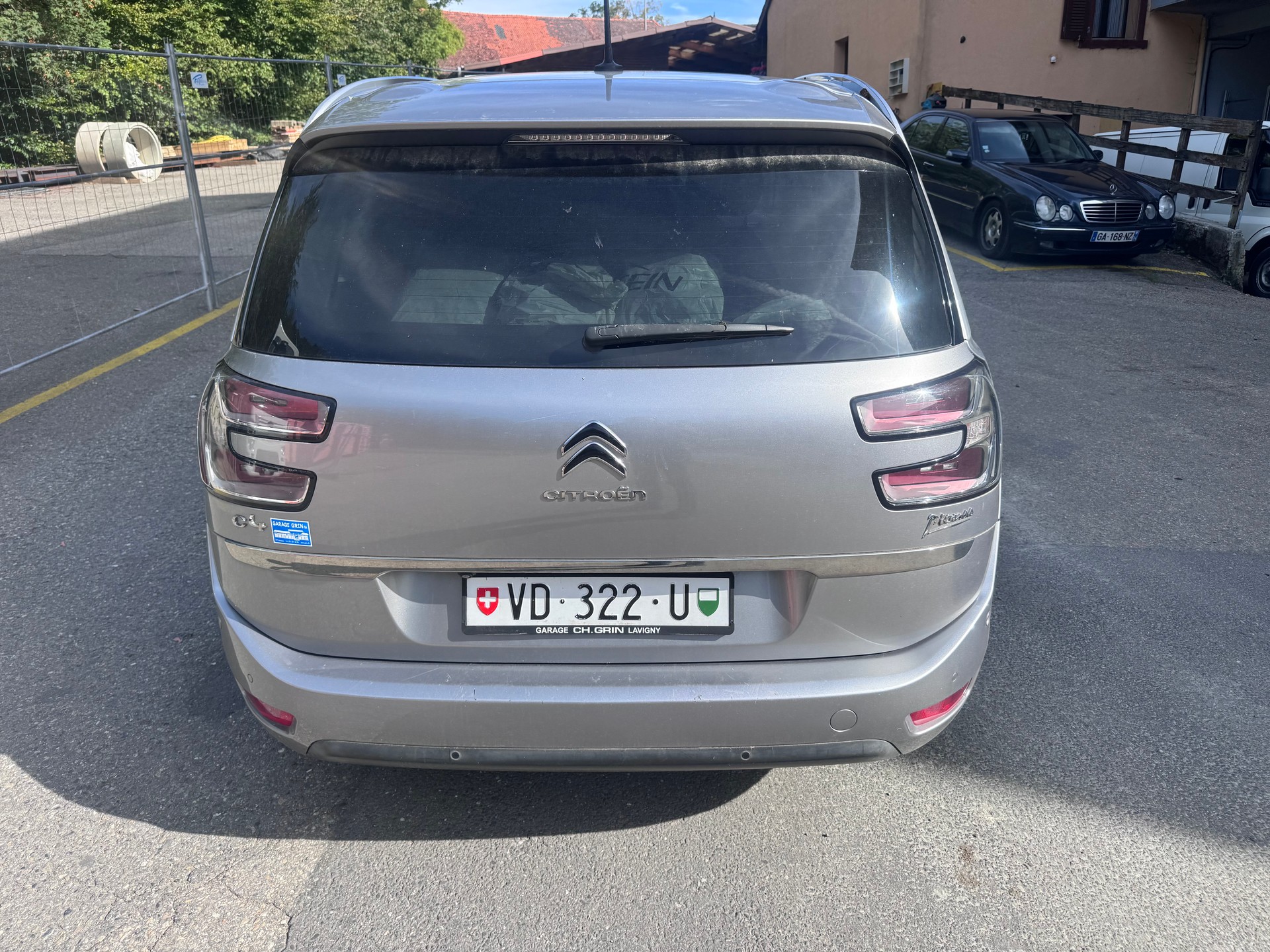 CITROEN Grand C4 Picasso 1.6 BlueHDi Shine EAT6-image-5