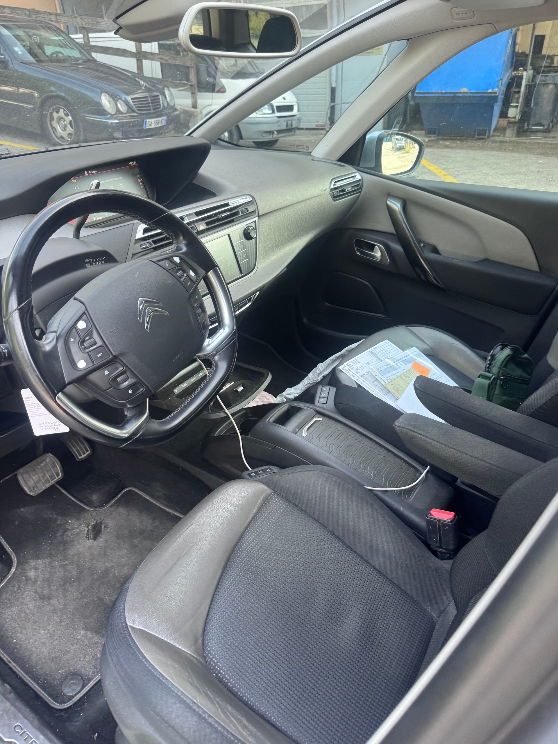 CITROEN Grand C4 Picasso 1.6 BlueHDi Shine EAT6-image-8