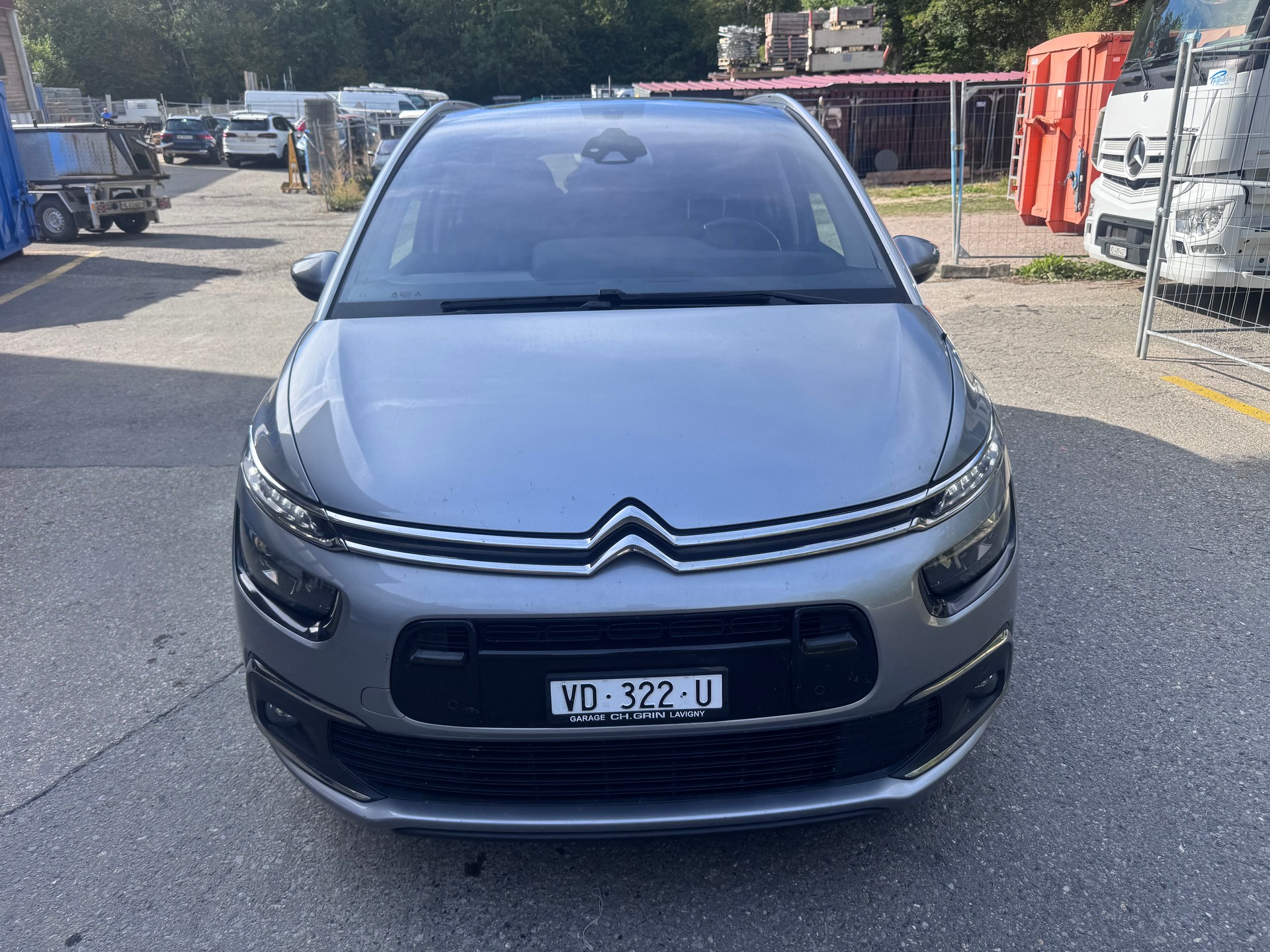 CITROEN Grand C4 Picasso 1.6 BlueHDi Shine EAT6-image-6