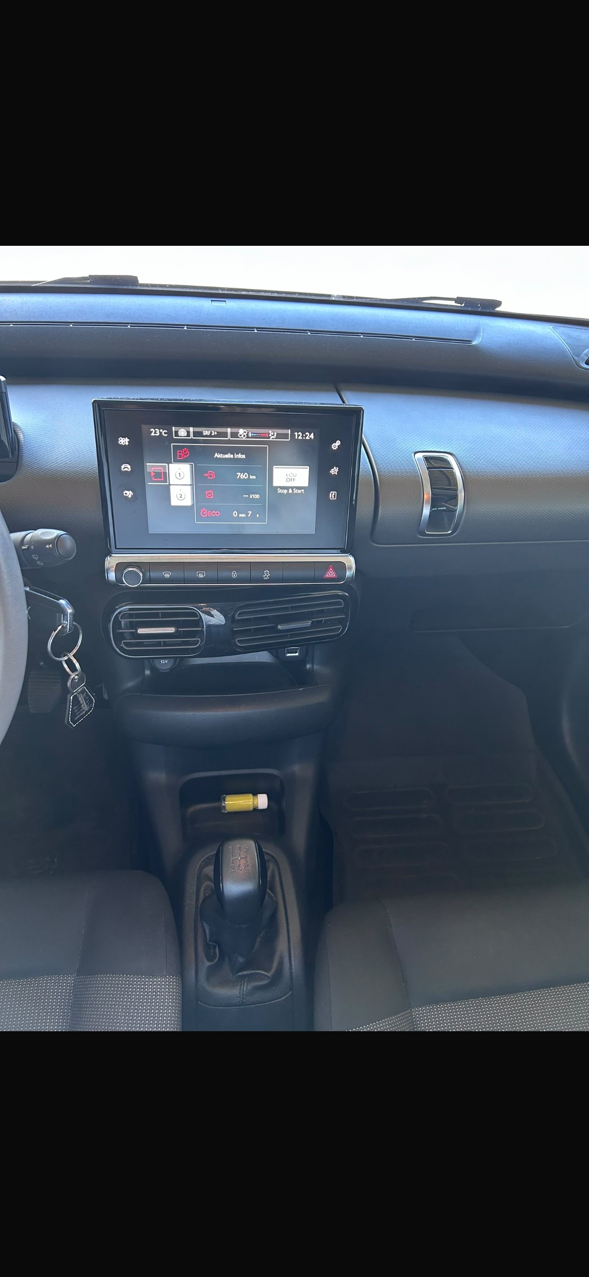 CITROEN C4 Cactus 1.2 e-THP Shine-image-10