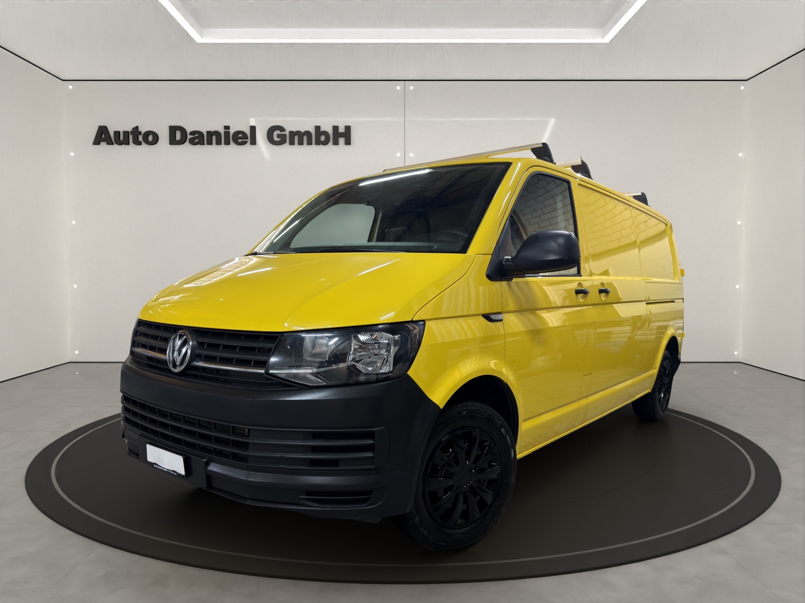 VW T6 2.0 TDI Lang Version-image-0