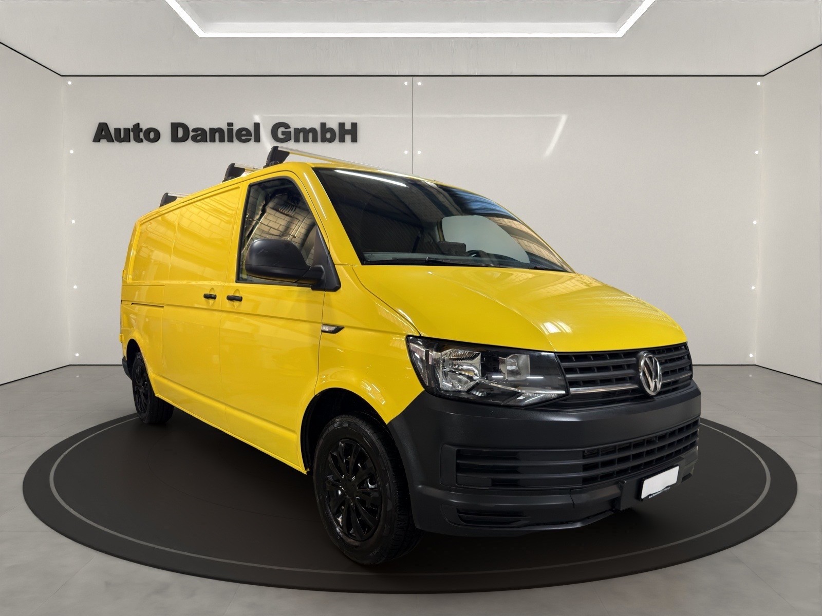 VW T6 2.0 TDI Lang Version-image-3