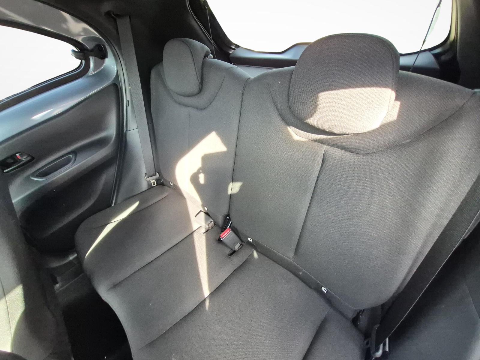 TOYOTA Aygo X 1.0 VVT-i Trend-image-10