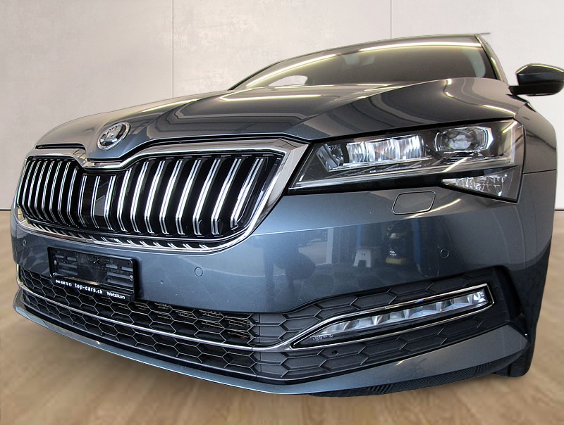 SKODA Superb Combi 2.0 TDi Style 4x4 DSG-image-9
