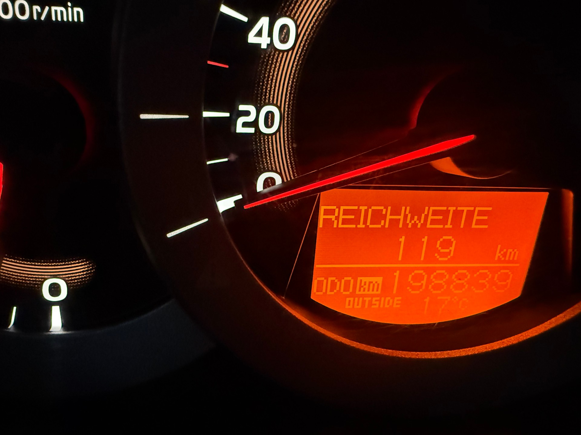 TOYOTA RAV-4 2.0 16V Linea Terra-image-12
