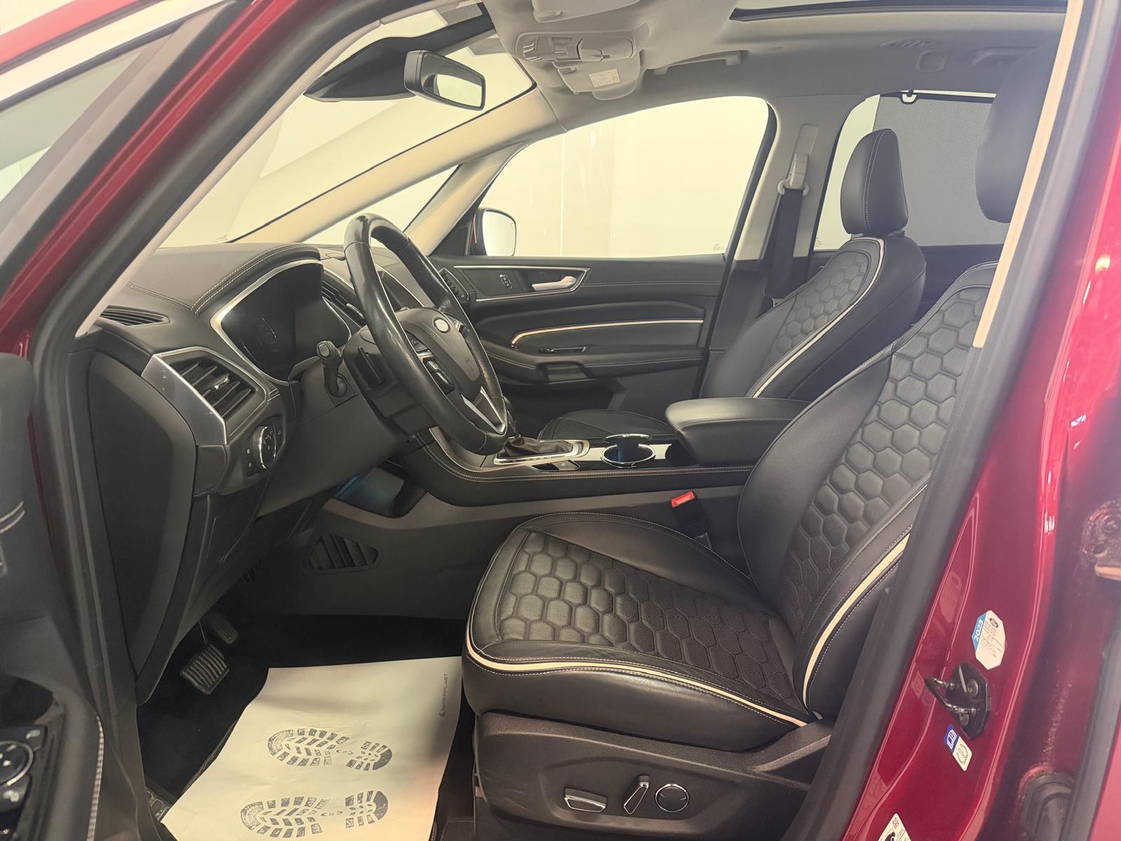 FORD S-Max 2.0 TDCi Vignale AWD PowerShift-image-17