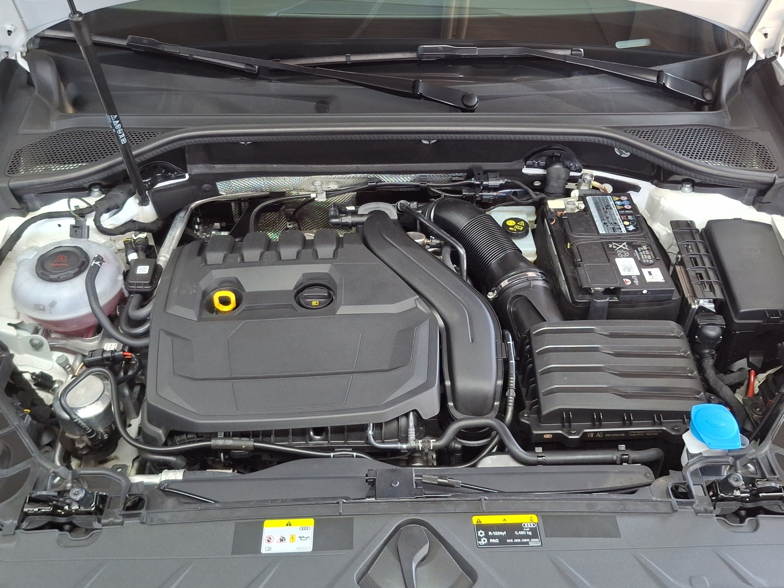 AUDI Q2 35 TFSI S line S-tronic-image-13