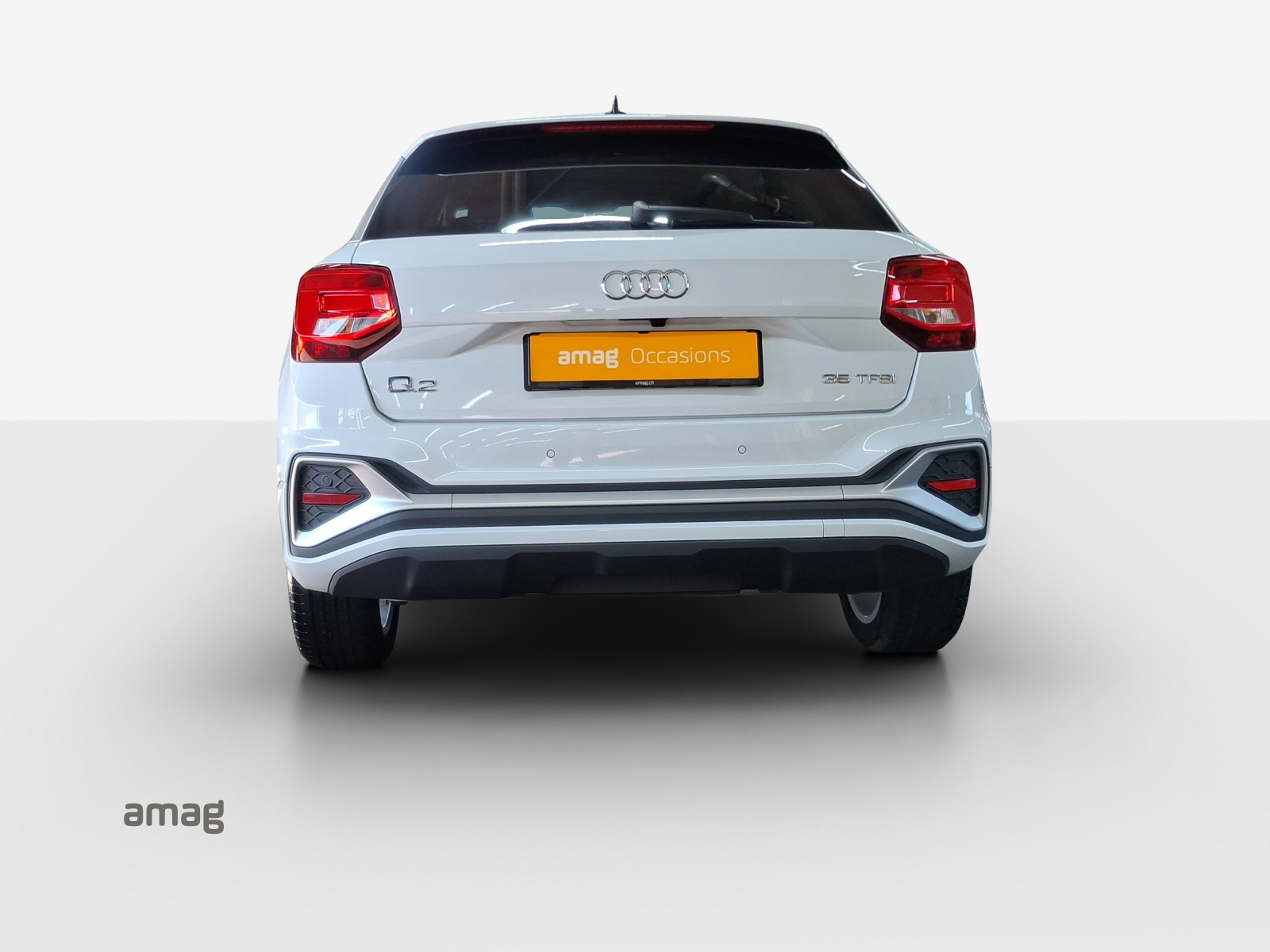 AUDI Q2 35 TFSI S line S-tronic-image-3