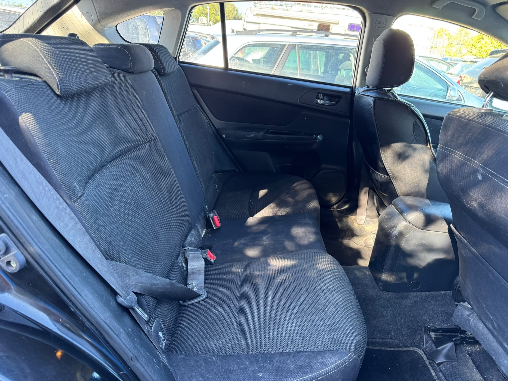 SUBARU XV 2.0 Swiss Two AWD-image-7