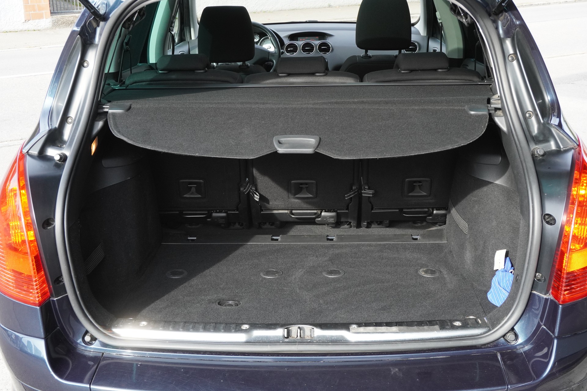 PEUGEOT 308 SW 1.6 16V Turbo Allure Automatic-image-15