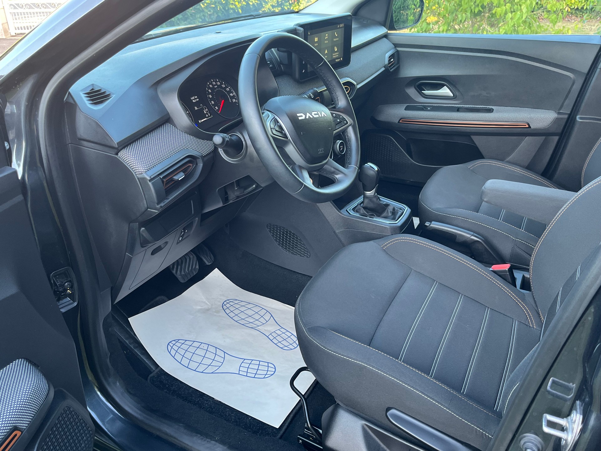 DACIA 1.0 TCe Stepway Expression-image-3