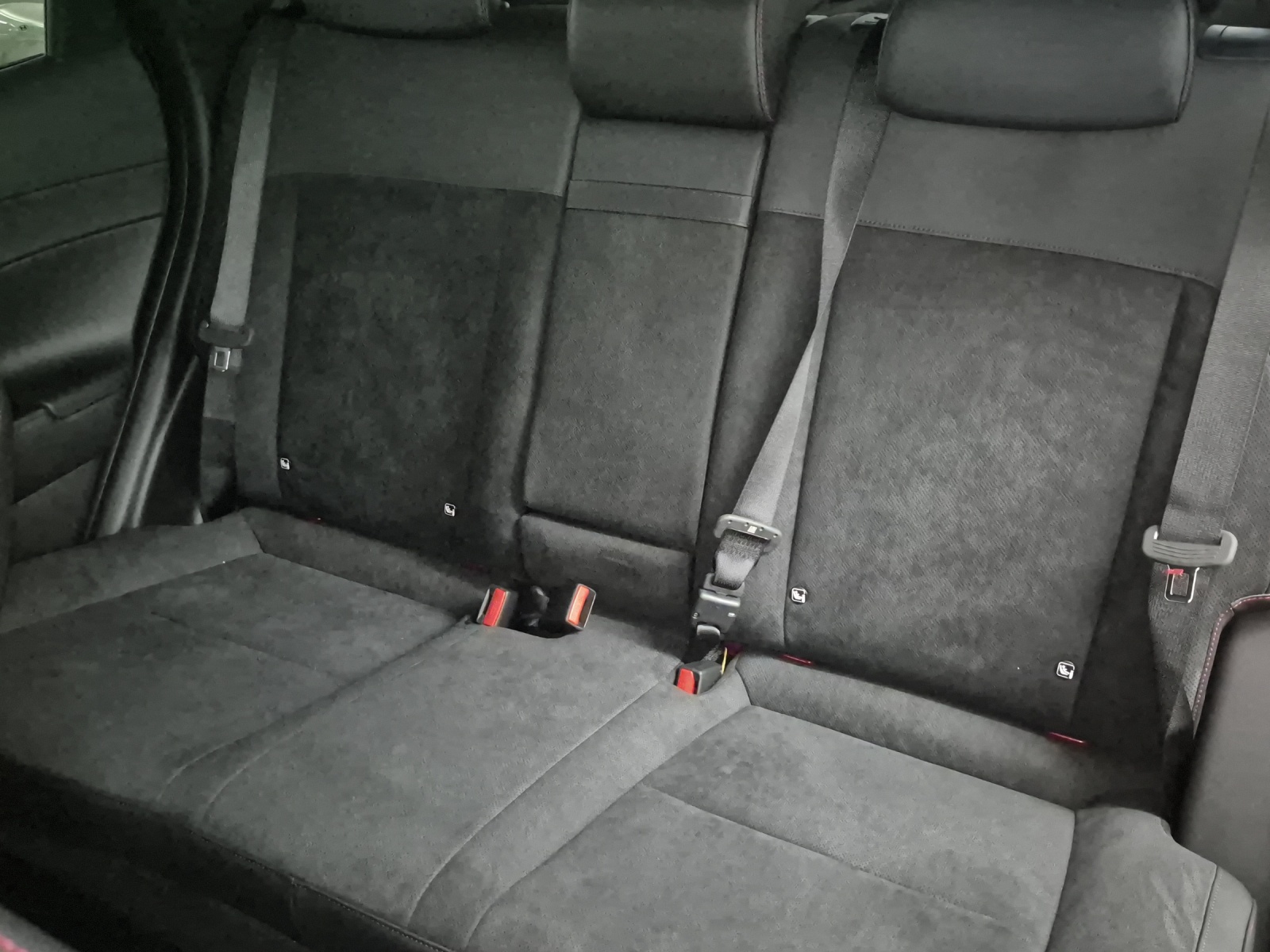 HYUNDAI Kona 65,4 kWh Electric N-Line-image-6