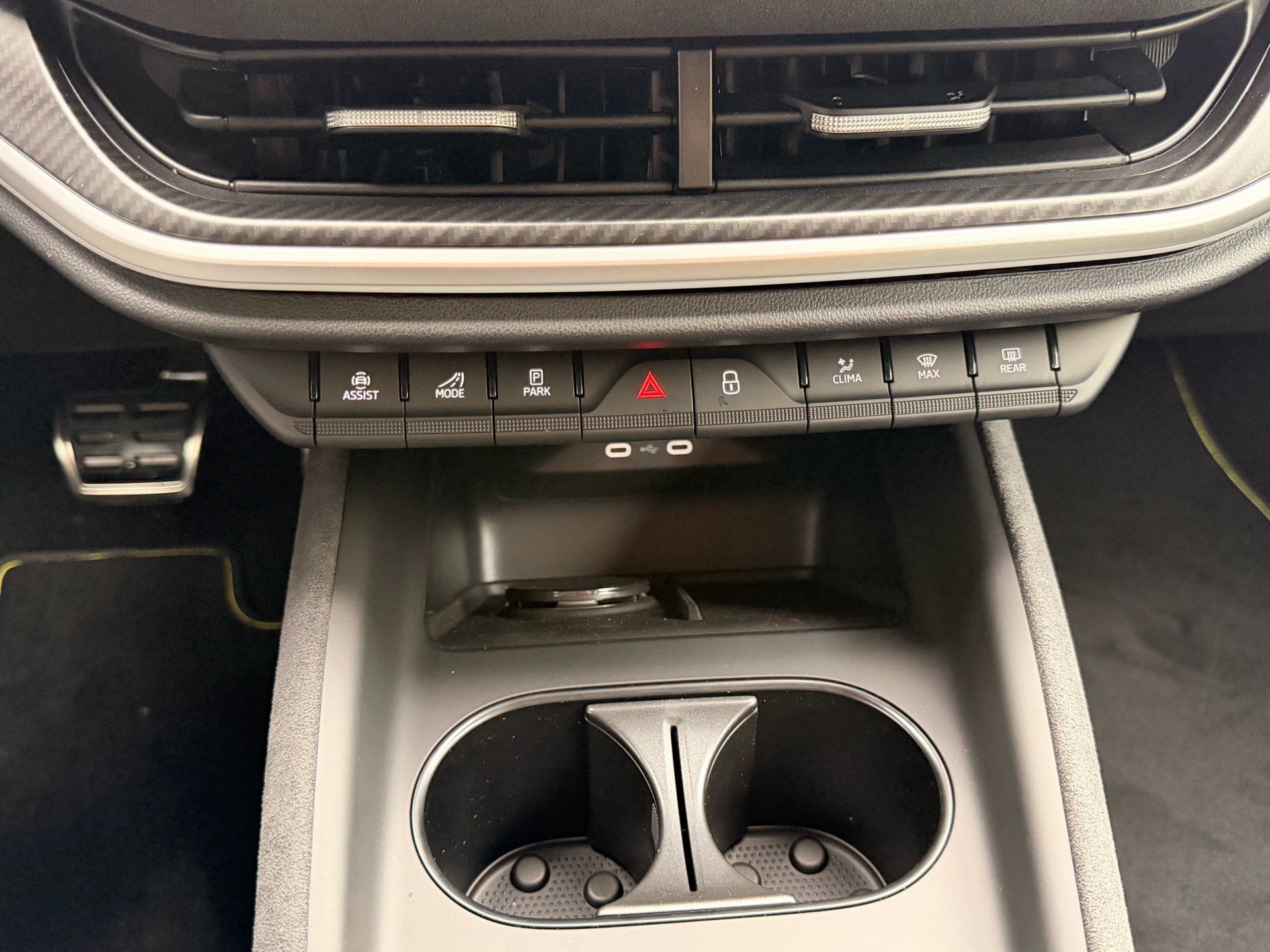 SKODA Elroq RS 4x4 FACELIFT *** ABSOLUTE TOP AUSSTATTUNG **-image-22