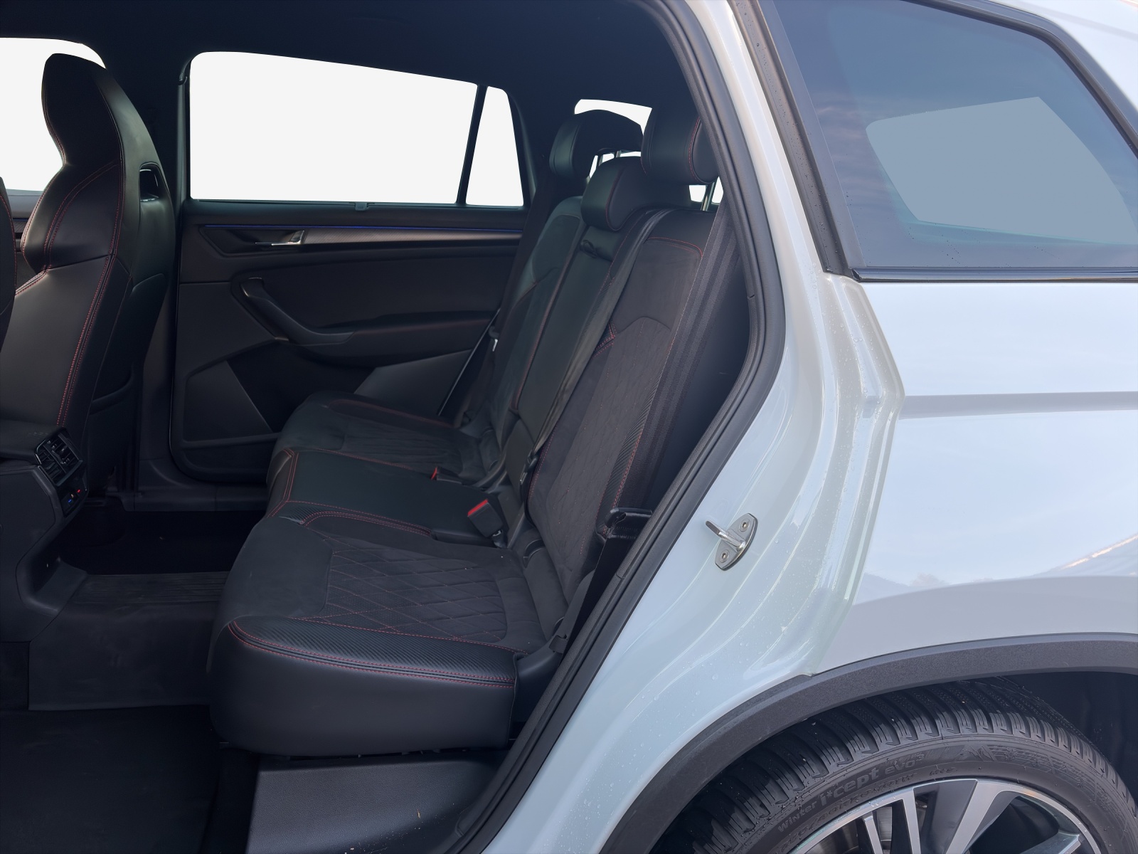 SKODA Kodiaq 2.0 TSI 4x4 RS-image-11