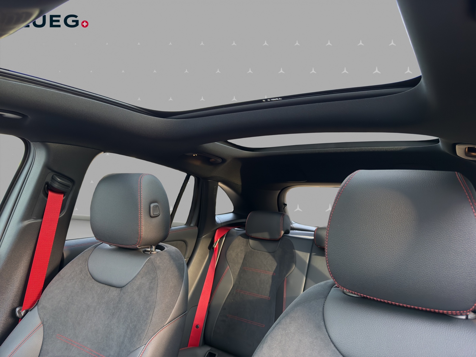 MERCEDES-BENZ GLA AMG 35 4Matic 8G-DCT-image-8