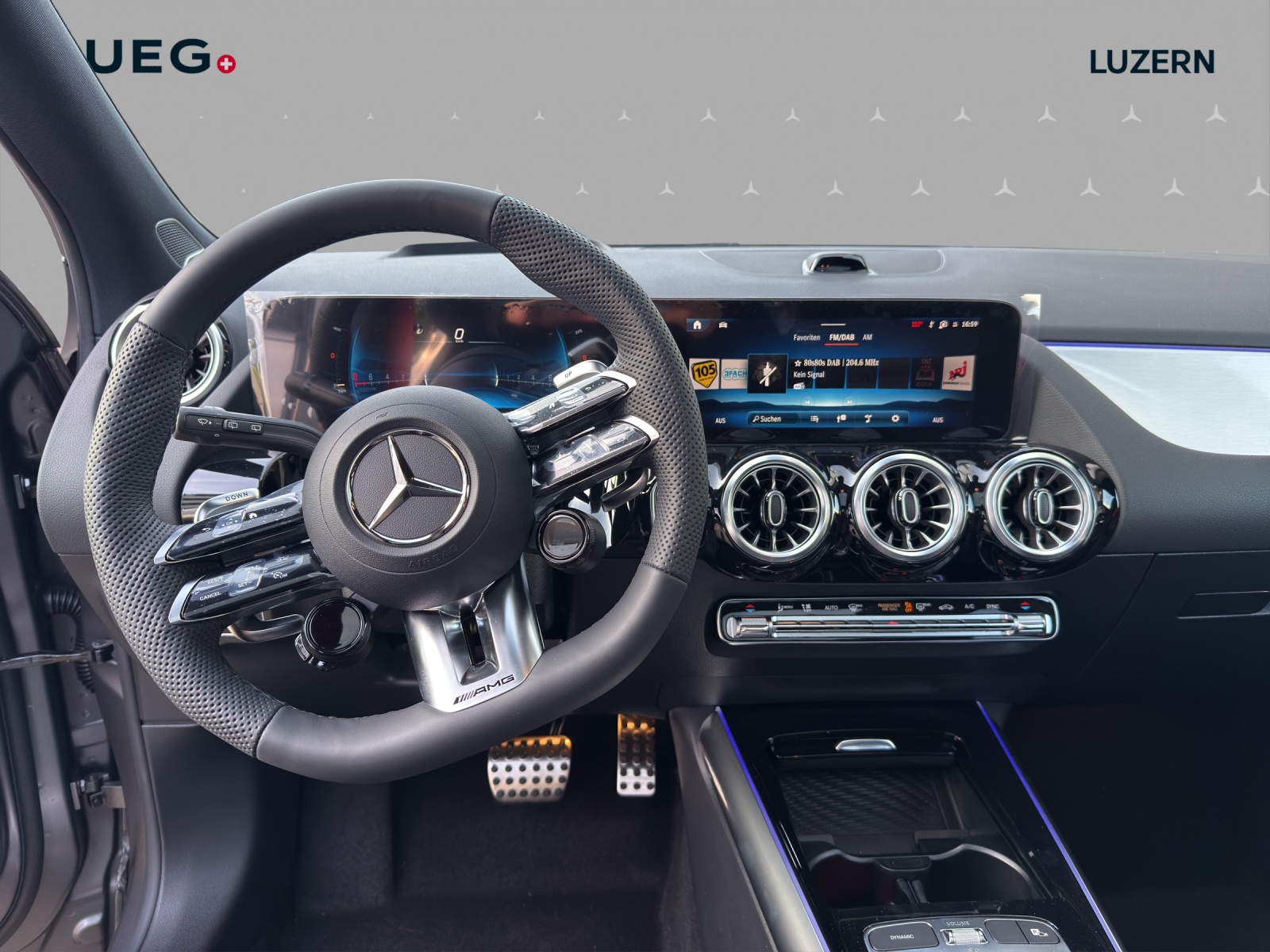 MERCEDES-BENZ GLA AMG 35 4Matic 8G-DCT-image-10