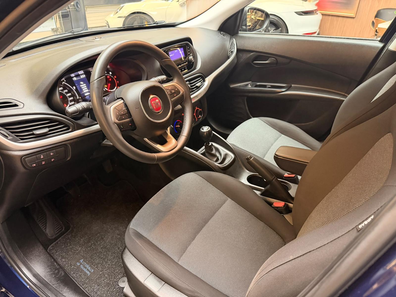 FIAT Tipo 1.4 Lounge-image-13