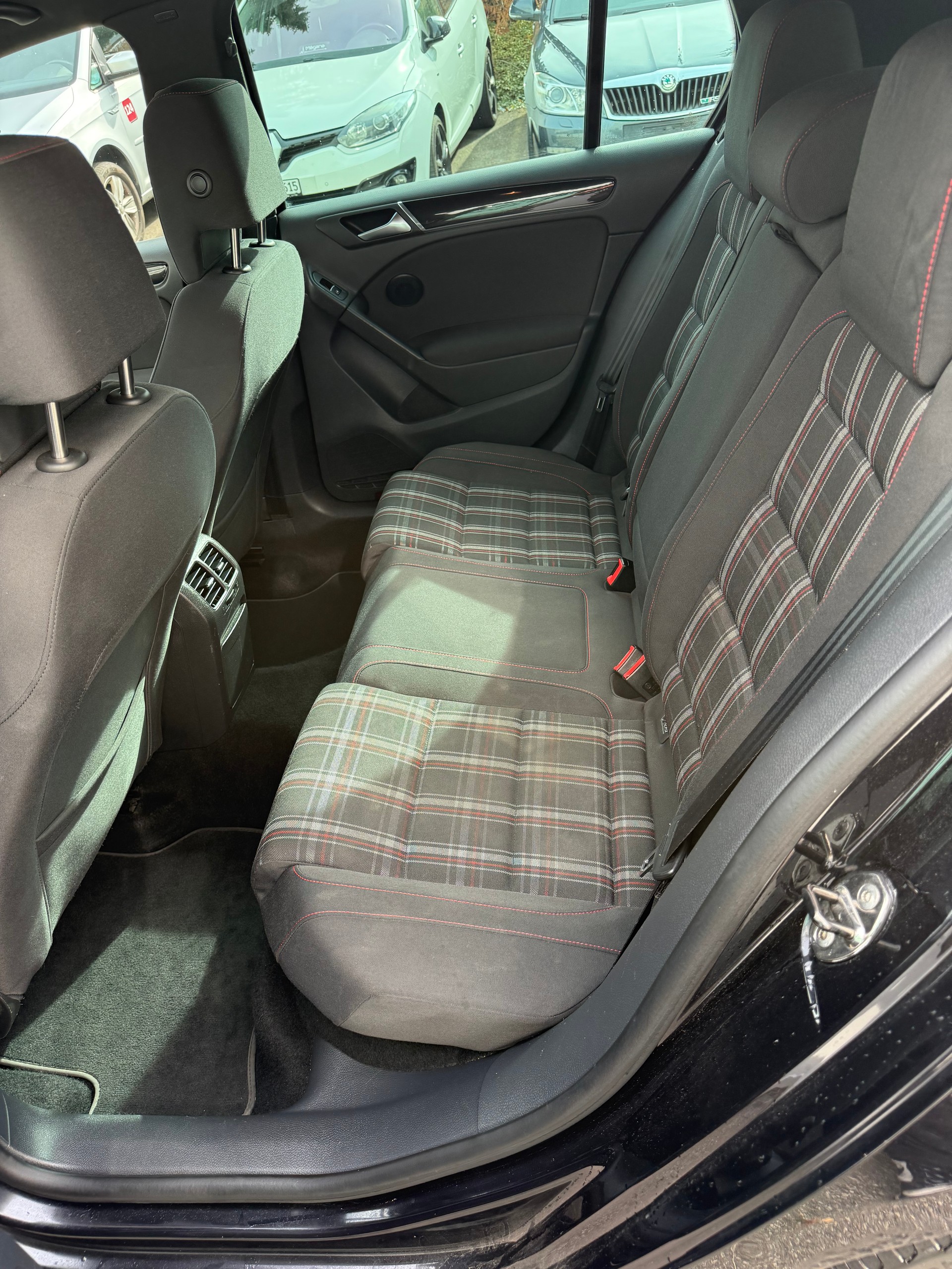 VW Golf 2.0 TSI GTI || ab MFK-image-14