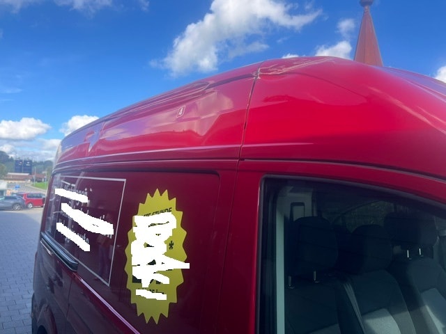 VW Crafter 35 2.0 TDI L3 A-image-9