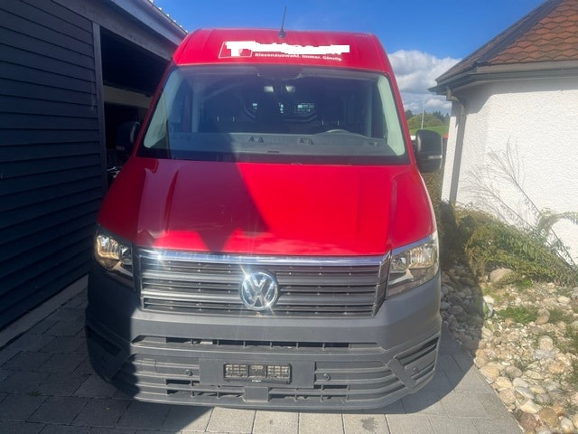 VW Crafter 35 2.0 TDI L3 A-image-1