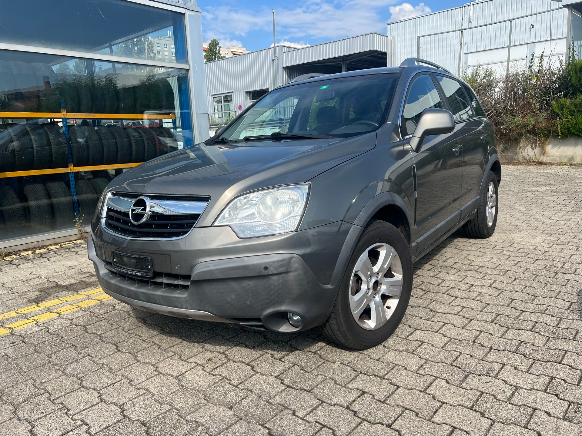 OPEL ANTARA-image-1