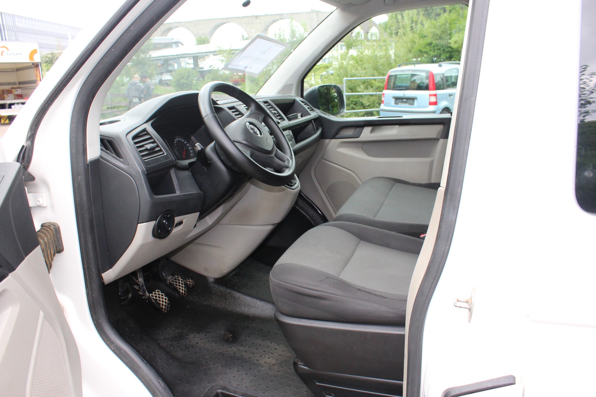 VW T6 2.0 TDI-image-10